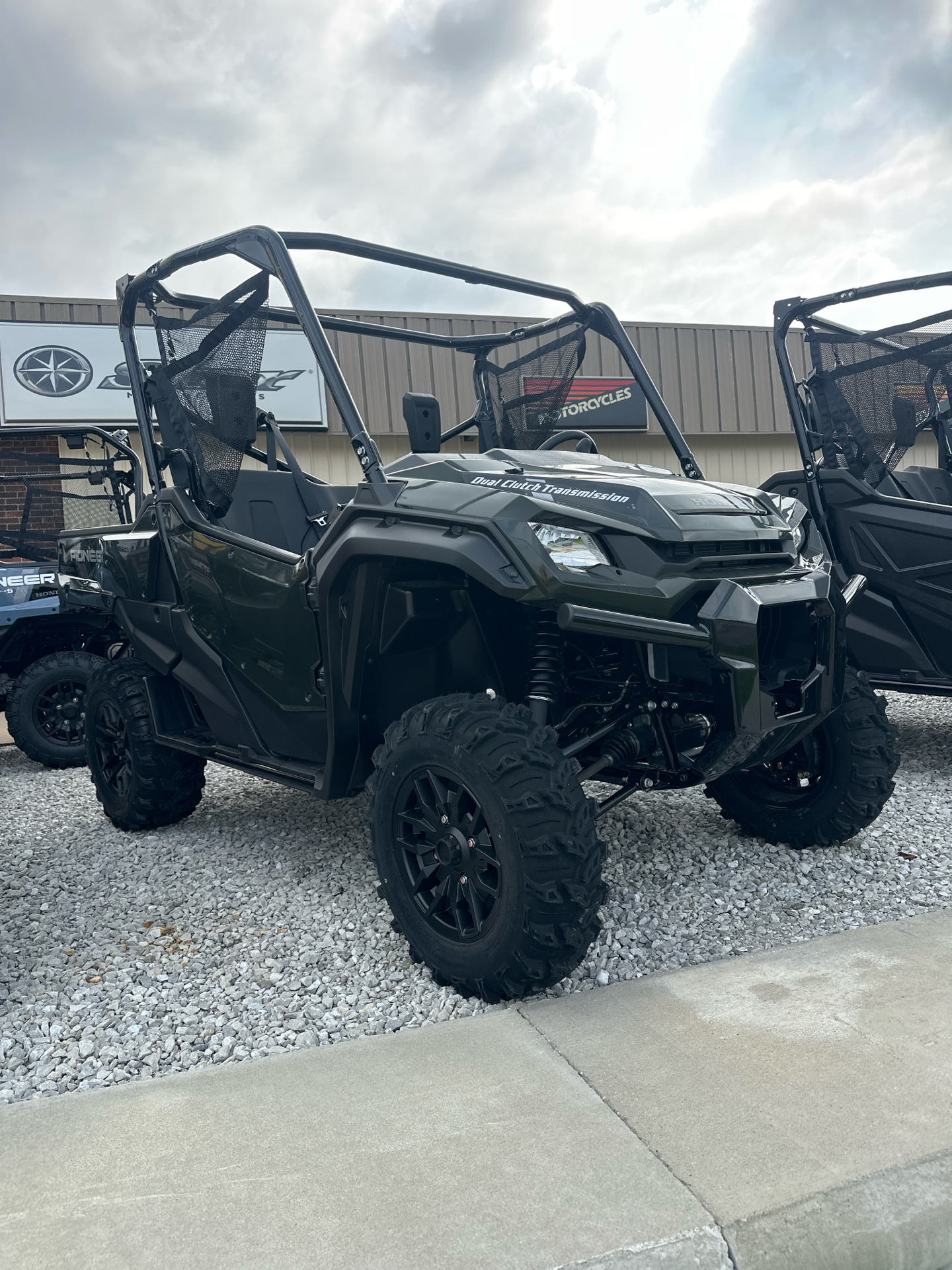 2024 Honda Pioneer 1000 Deluxe in Keokuk, Iowa - Photo 1