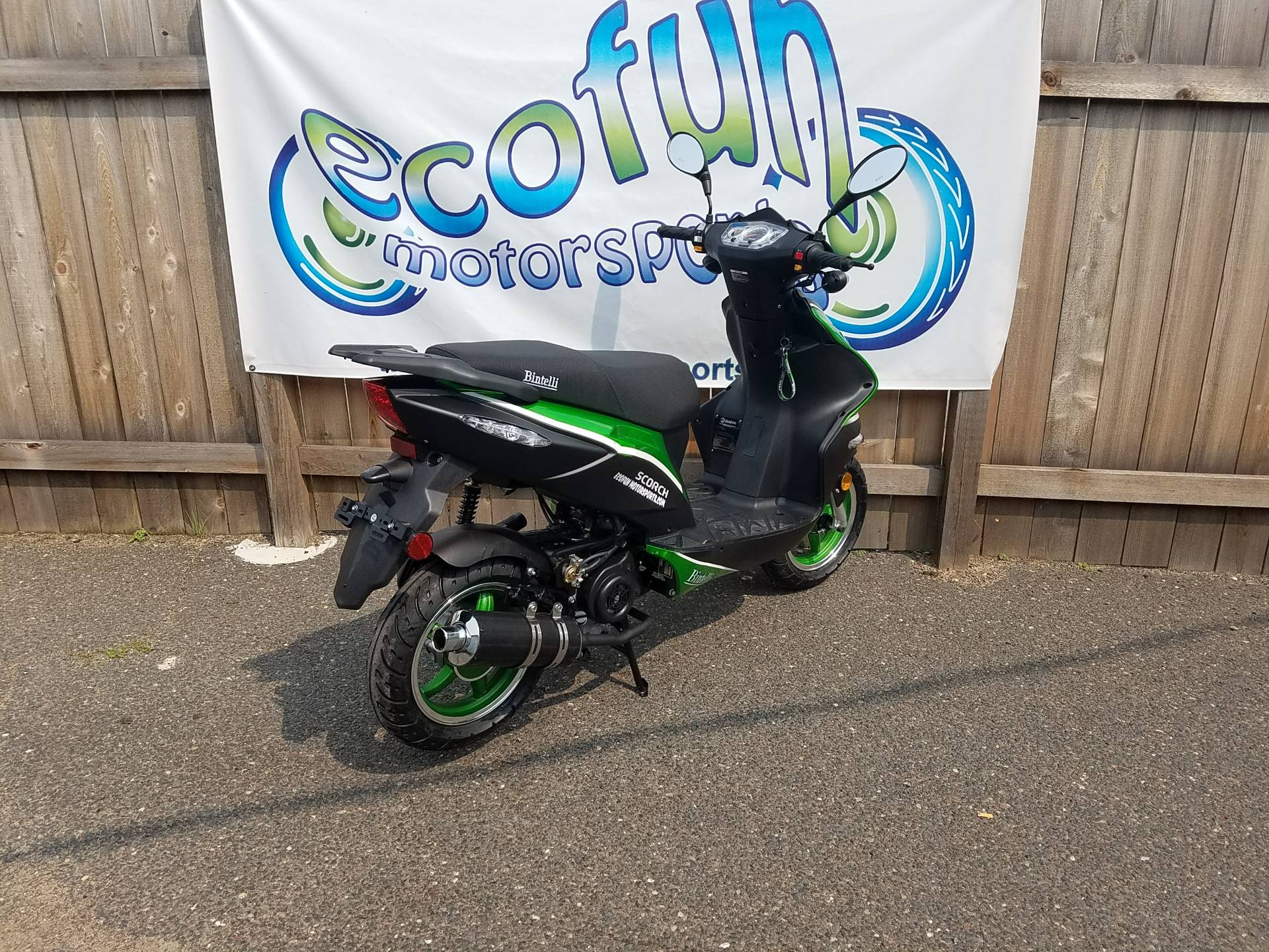 2023 YNGF Scorch 49cc Scooter in Forest Lake, Minnesota
