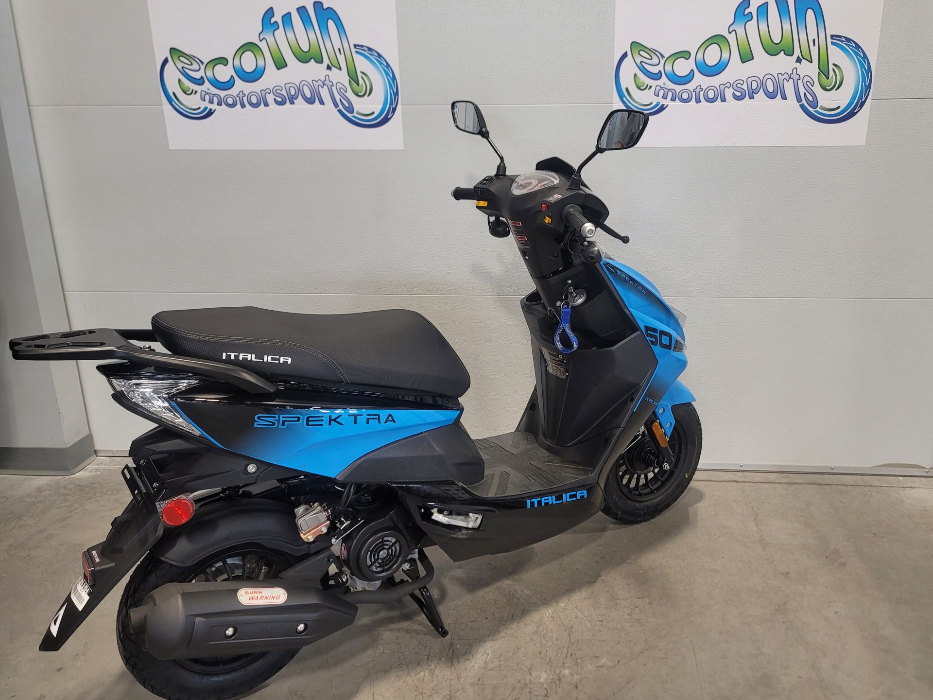 2024 Italica Spektra 49cc Scooter in Forest Lake, Minnesota - Photo 6