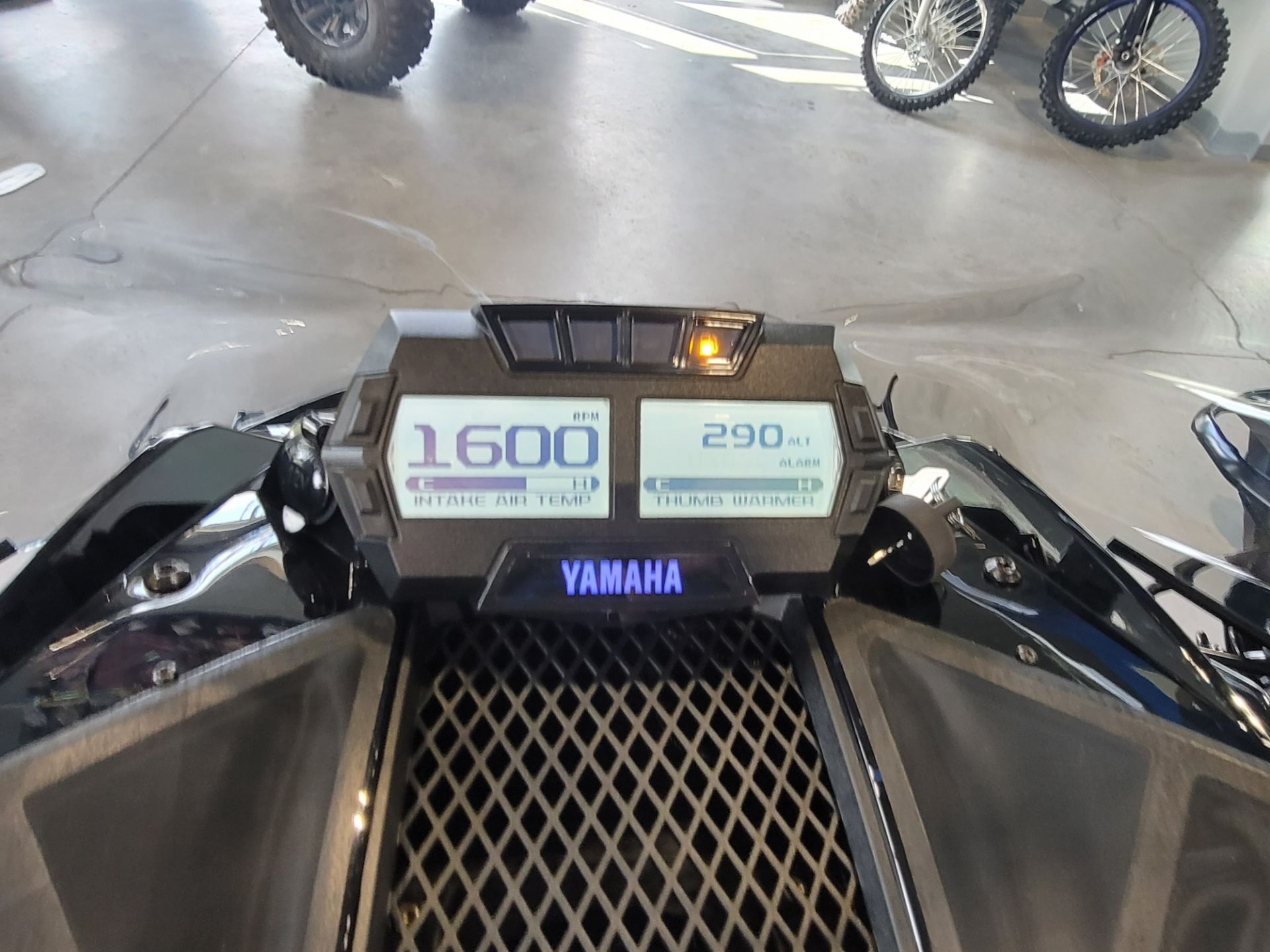2024 Yamaha Transporter 800 in Forest Lake, Minnesota - Photo 9