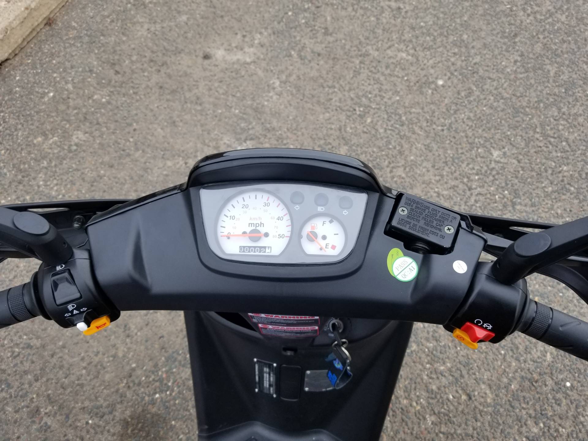 2021 ZHNG Roguestar 150cc Scooter in Columbus, Minnesota - Photo 11
