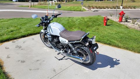 2022 Moto Guzzi V7 Special E5 in Columbus, Minnesota - Photo 10