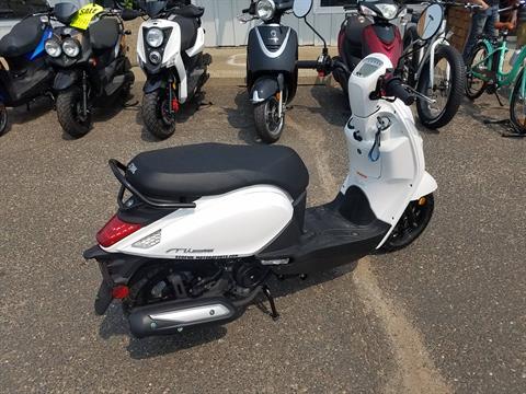 2021 SYM Mio 49cc Scooter in Columbus, Minnesota - Photo 8