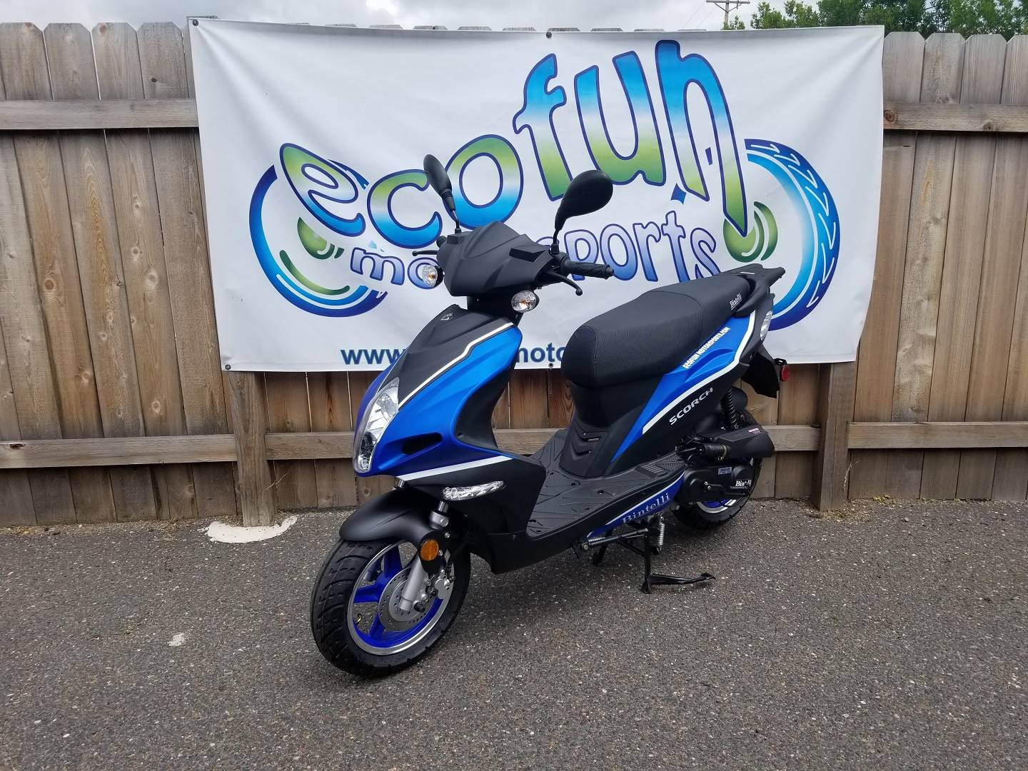 2022 Bintelli Scorch 49cc Scooter in Columbus, Minnesota