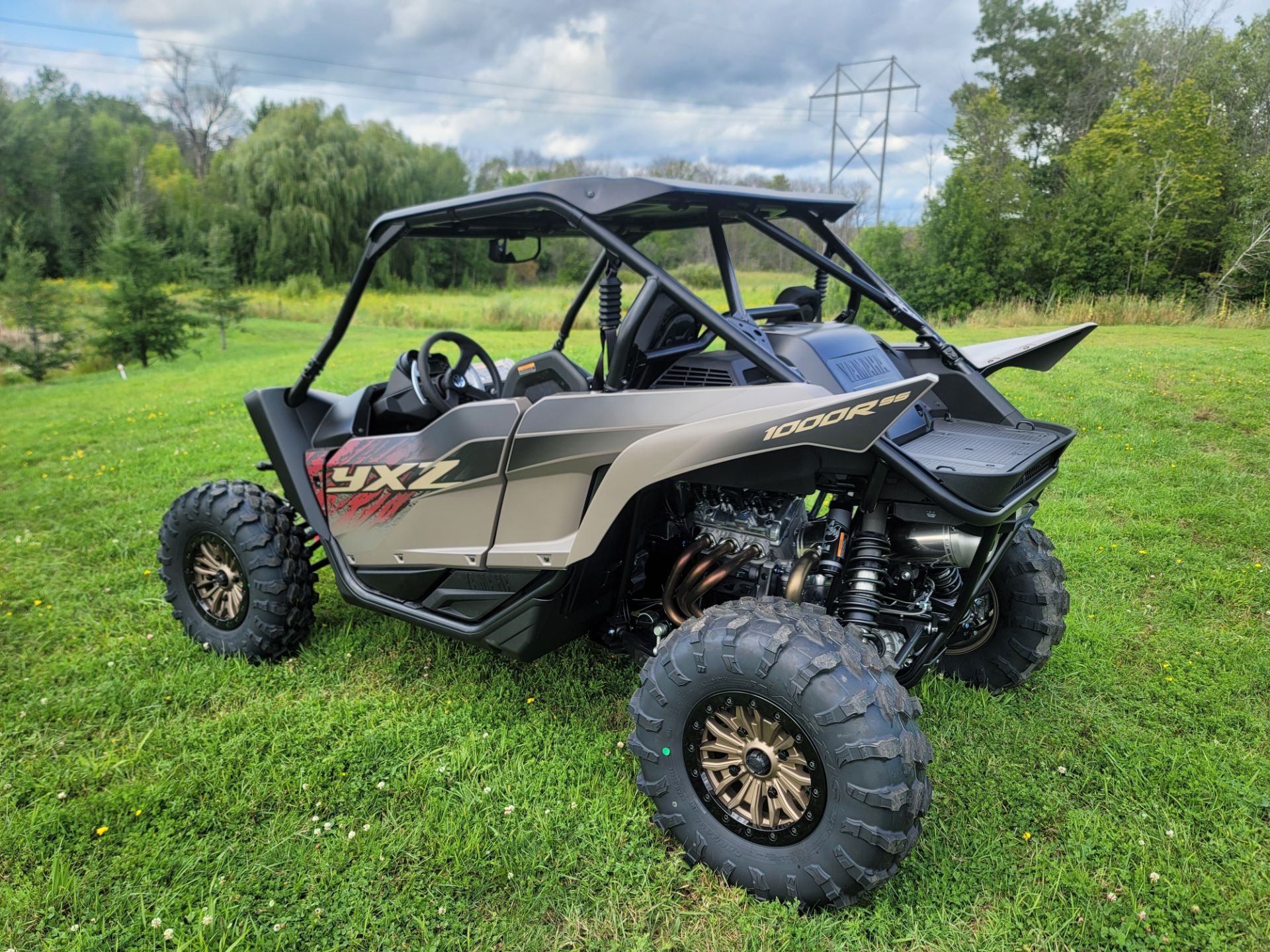 2024 Yamaha YXZ1000R SS XT-R in Forest Lake, Minnesota - Photo 8