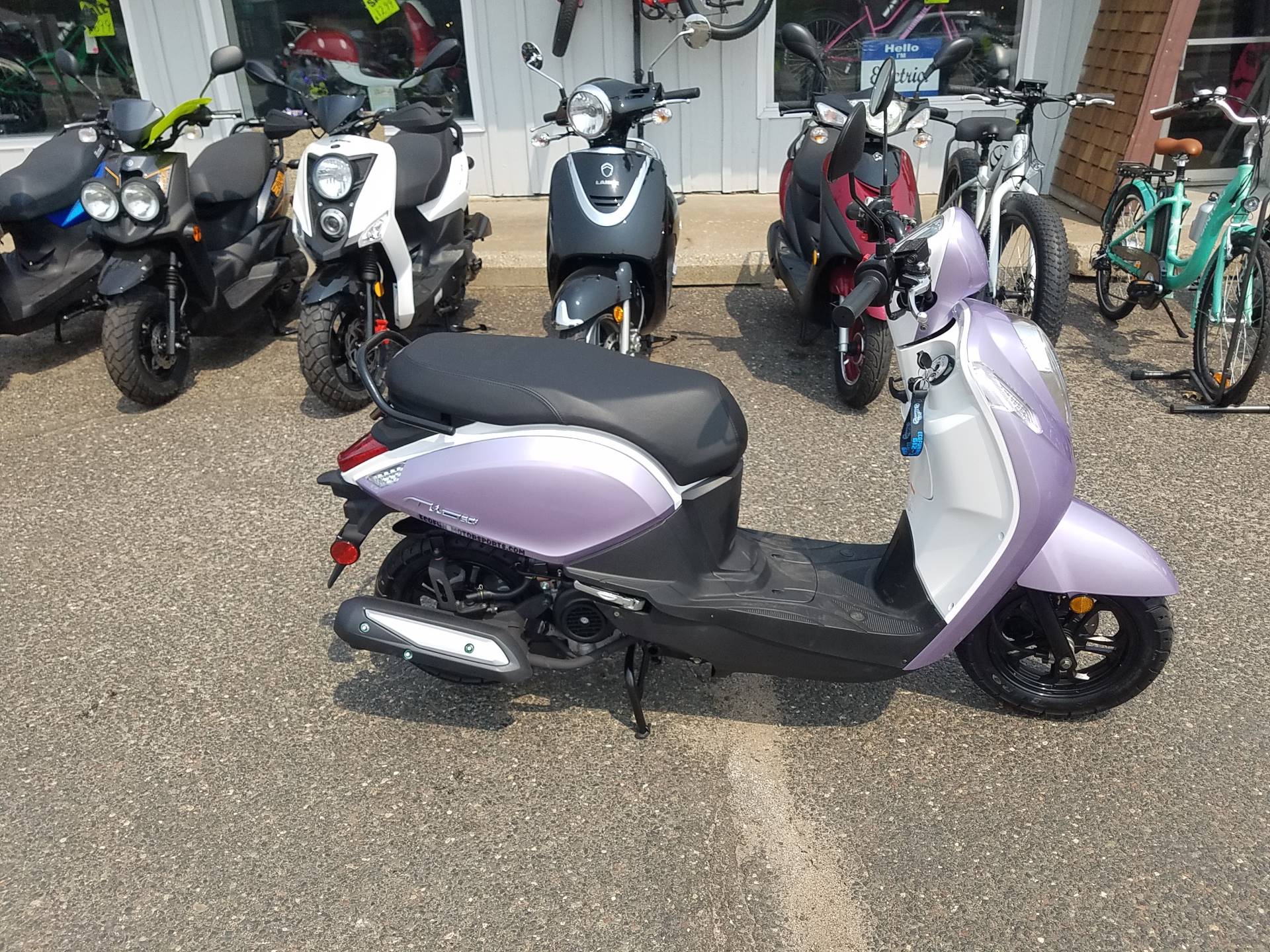 2021 SYM Mio 49cc Scooter in Forest Lake, Minnesota - Photo 4