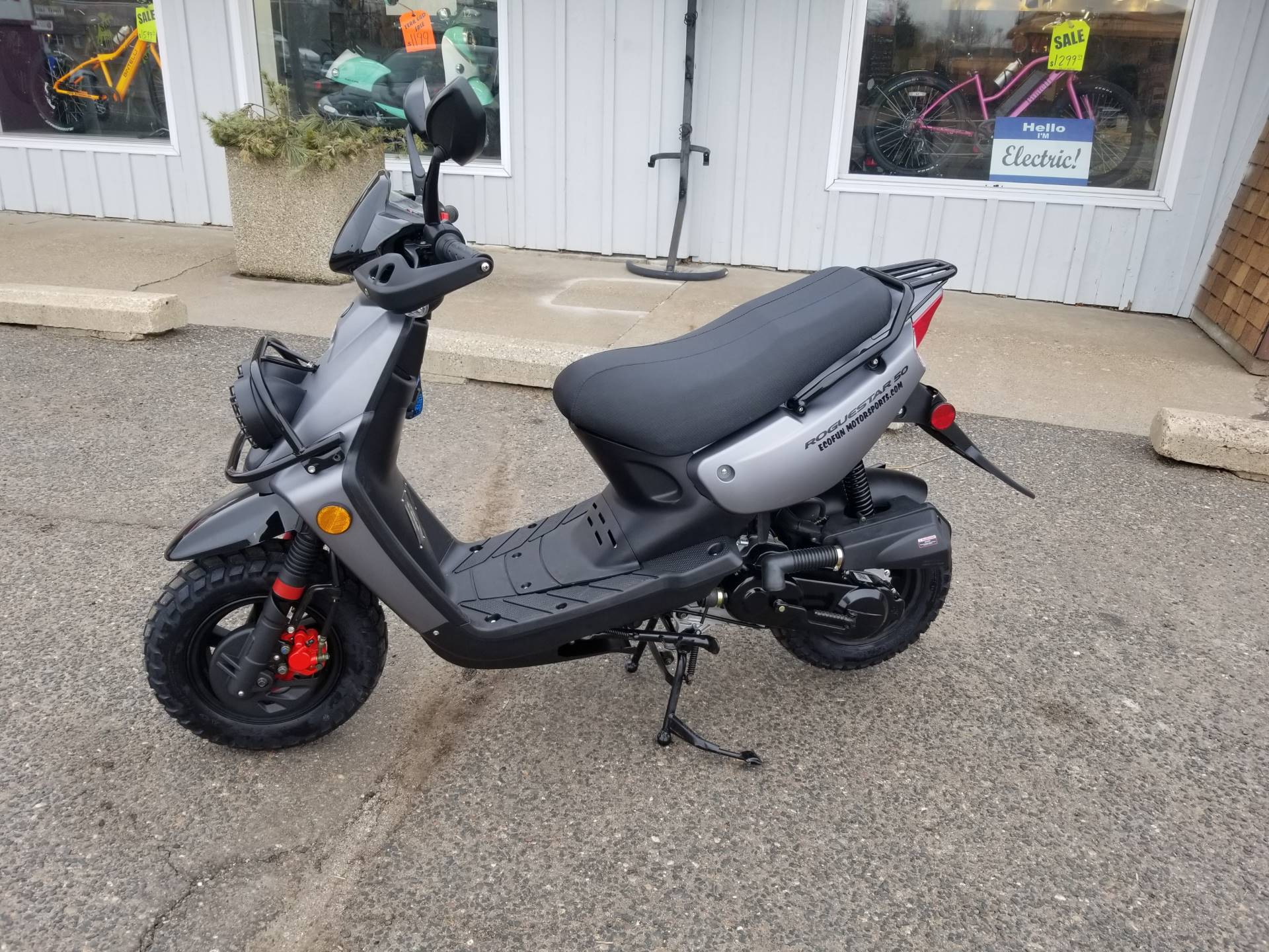 2022 ZHNG Roguestar 50 Scooter in Forest Lake, Minnesota - Photo 2