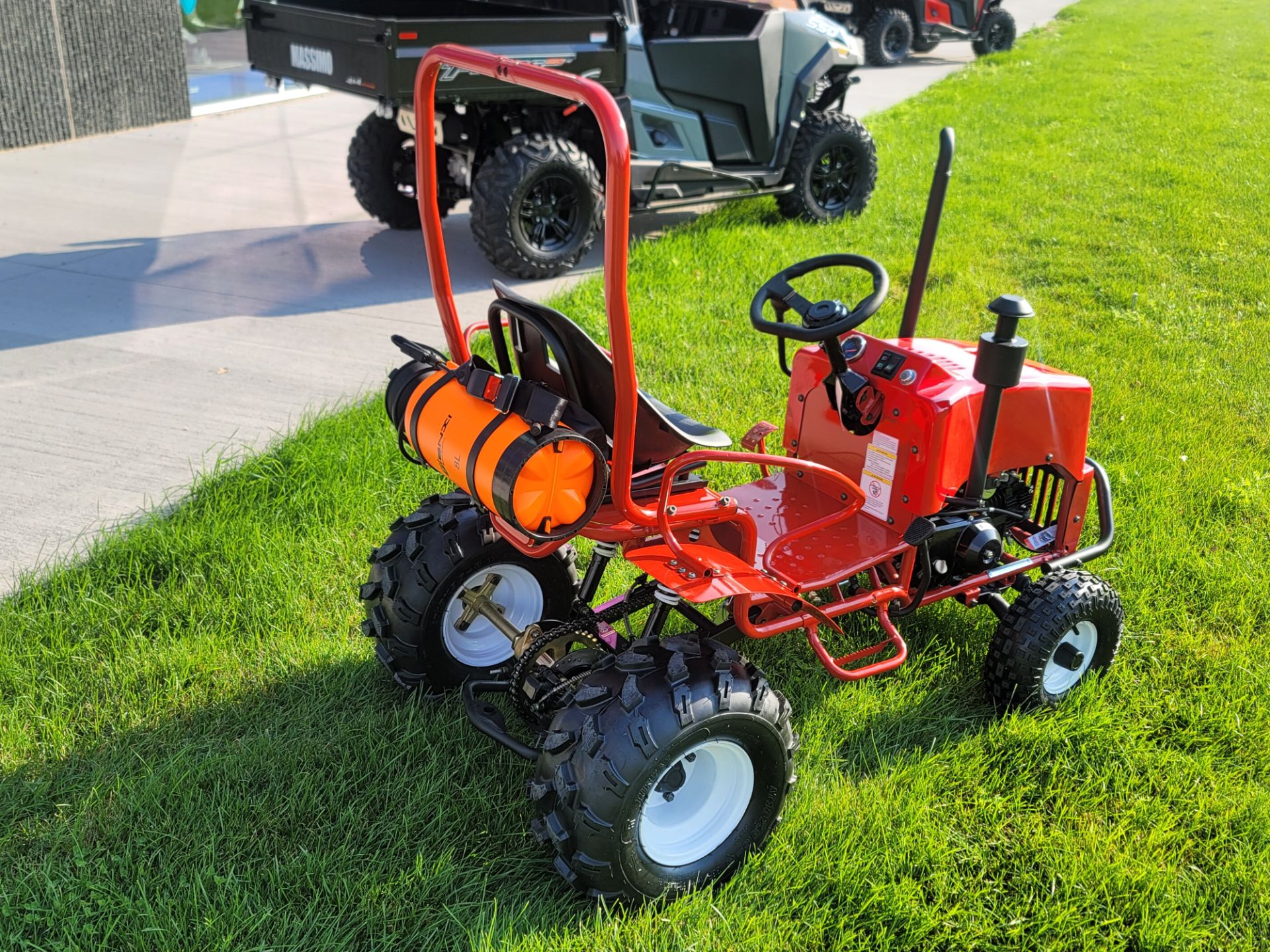 2023 Massimo Motor Sports LLC Red 125cc Mini Tractor in Forest Lake, Minnesota - Photo 8
