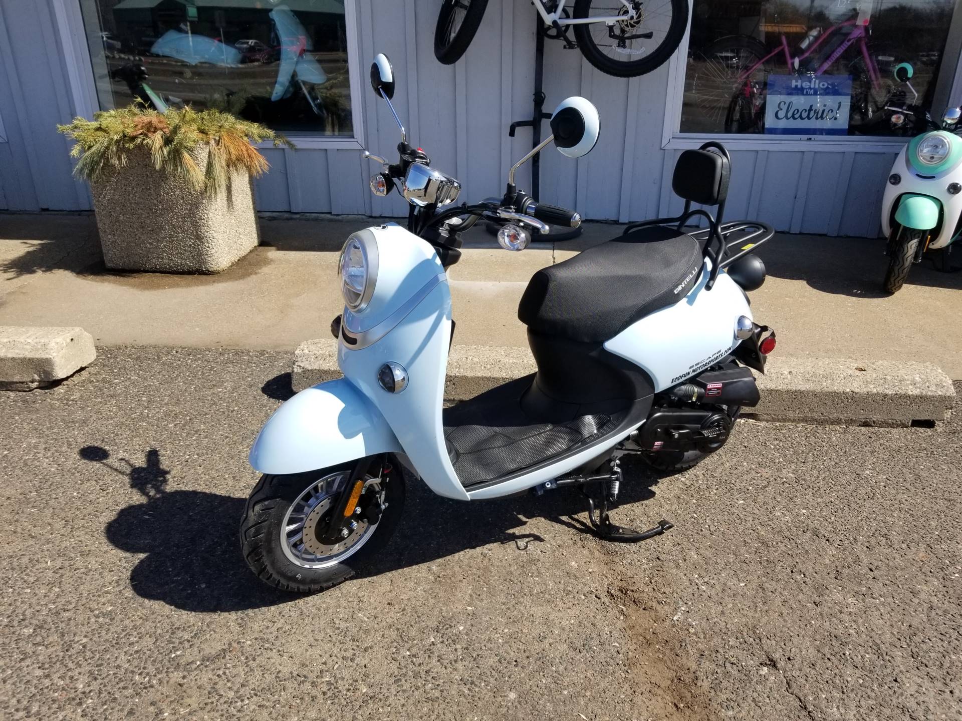 2022 YNGF Escape 49cc Scooter in Forest Lake, Minnesota - Photo 1