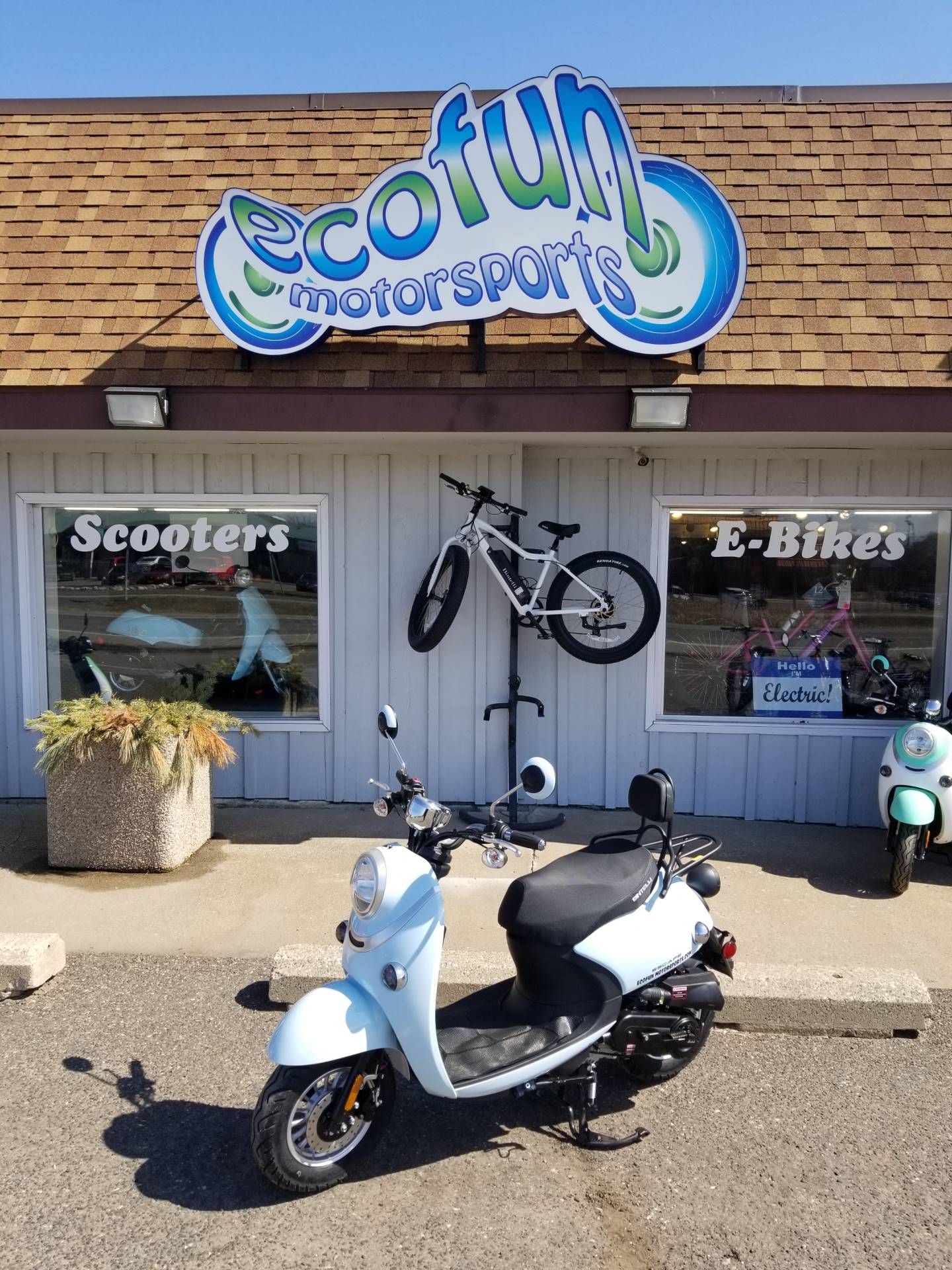 2022 YNGF Escape 49cc Scooter in Columbus, Minnesota - Photo 3