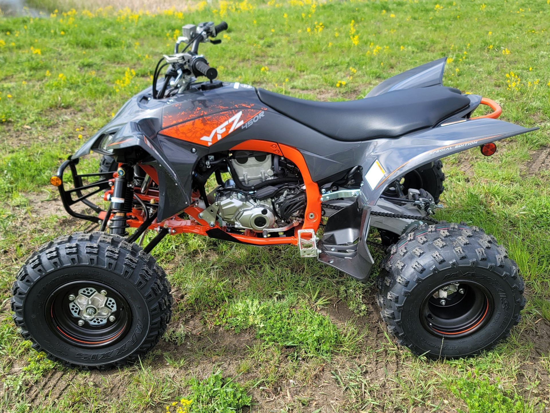 2024 Yamaha YFZ450R SE in Forest Lake, Minnesota - Photo 3