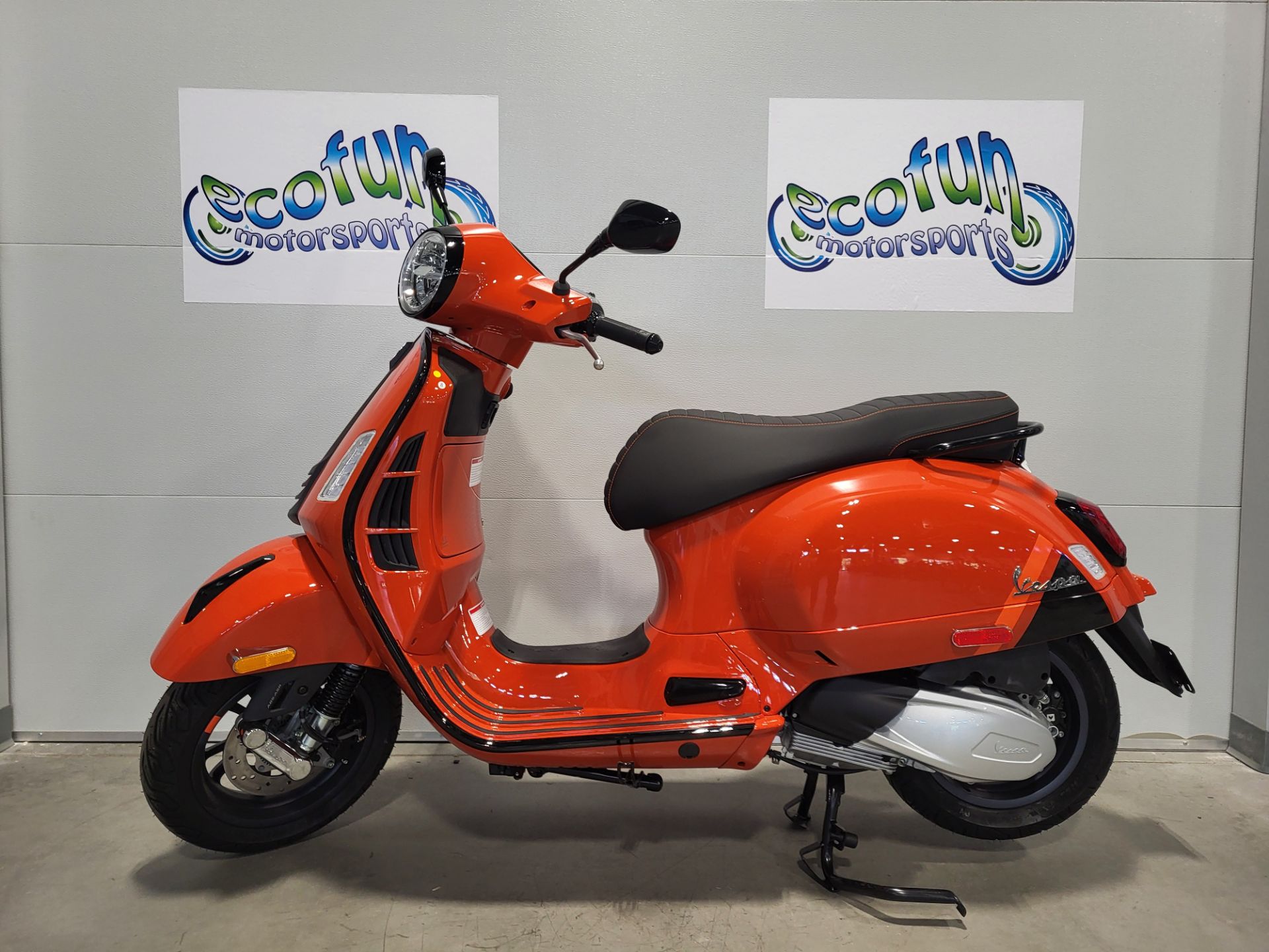 2024 Vespa GTS Super 300 Sport in Forest Lake, Minnesota - Photo 1