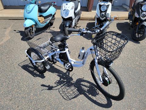 Bintelli Trio Electric Tricycle in Columbus, Minnesota - Photo 2