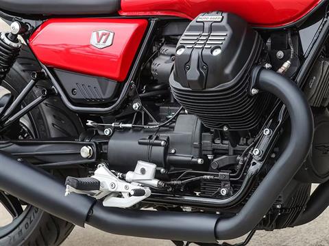 2024 Moto Guzzi V7 Stone Corsa in Forest Lake, Minnesota - Photo 12