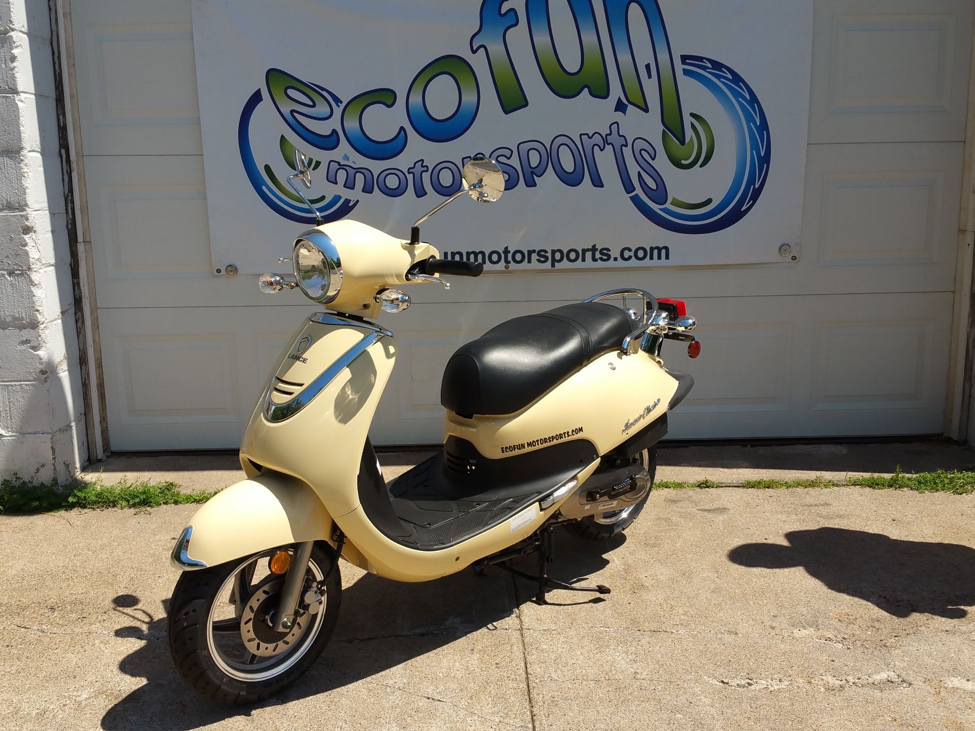 2024 Lance Powersports Havana Classic 49cc Scooter in Forest Lake, Minnesota - Photo 2