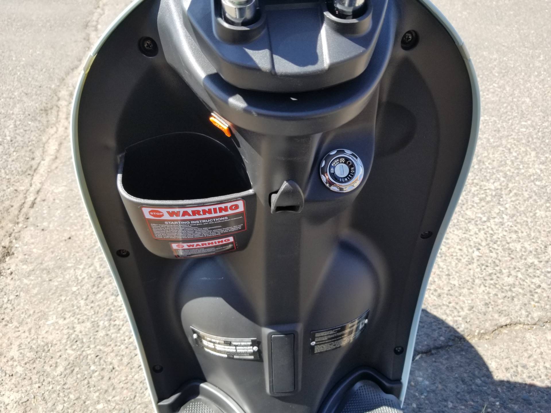 2022 Bintelli Escape 49cc Scooter in Columbus, Minnesota - Photo 7