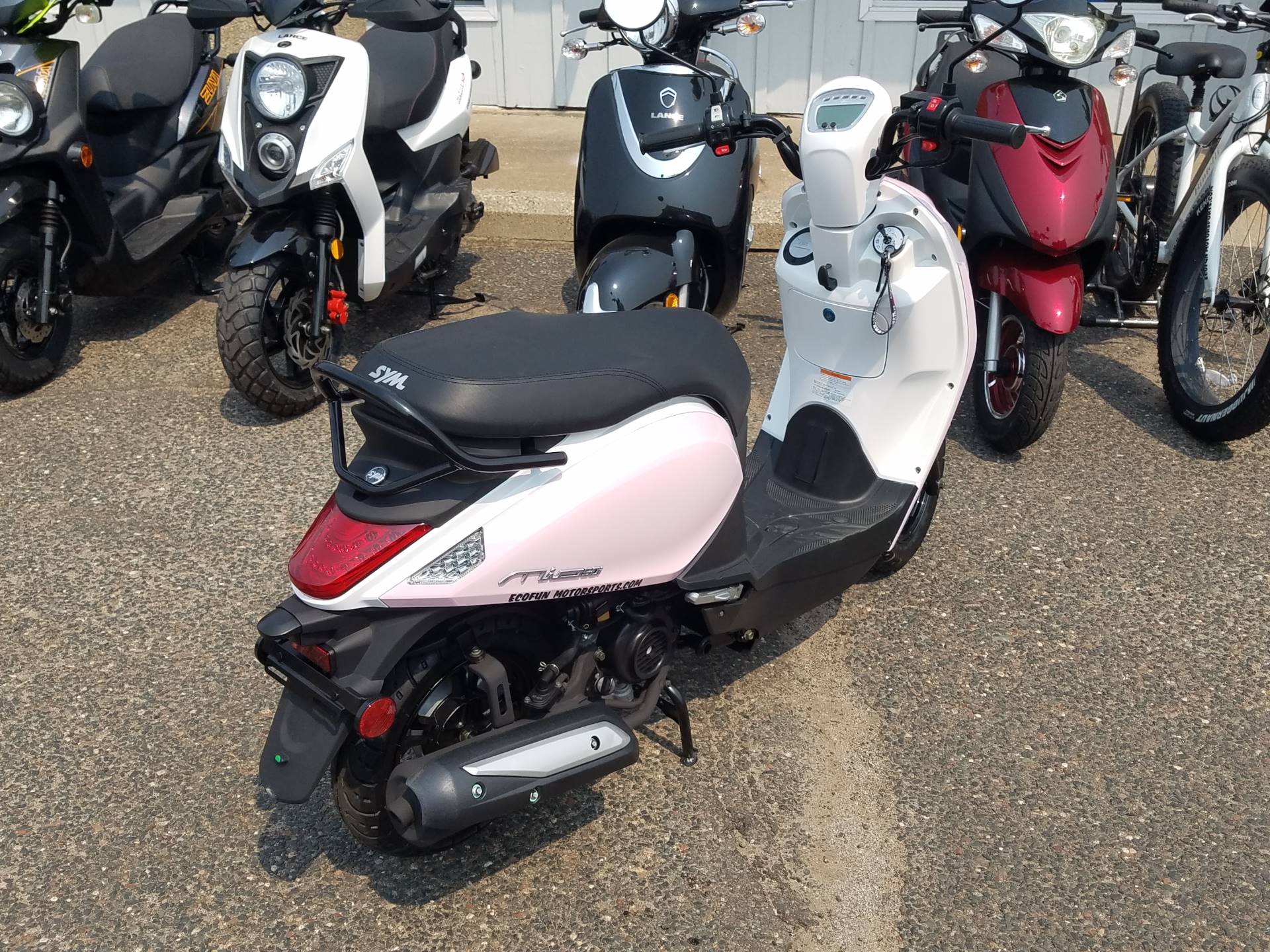 2021 SYM Mio 49cc Scooter in Forest Lake, Minnesota
