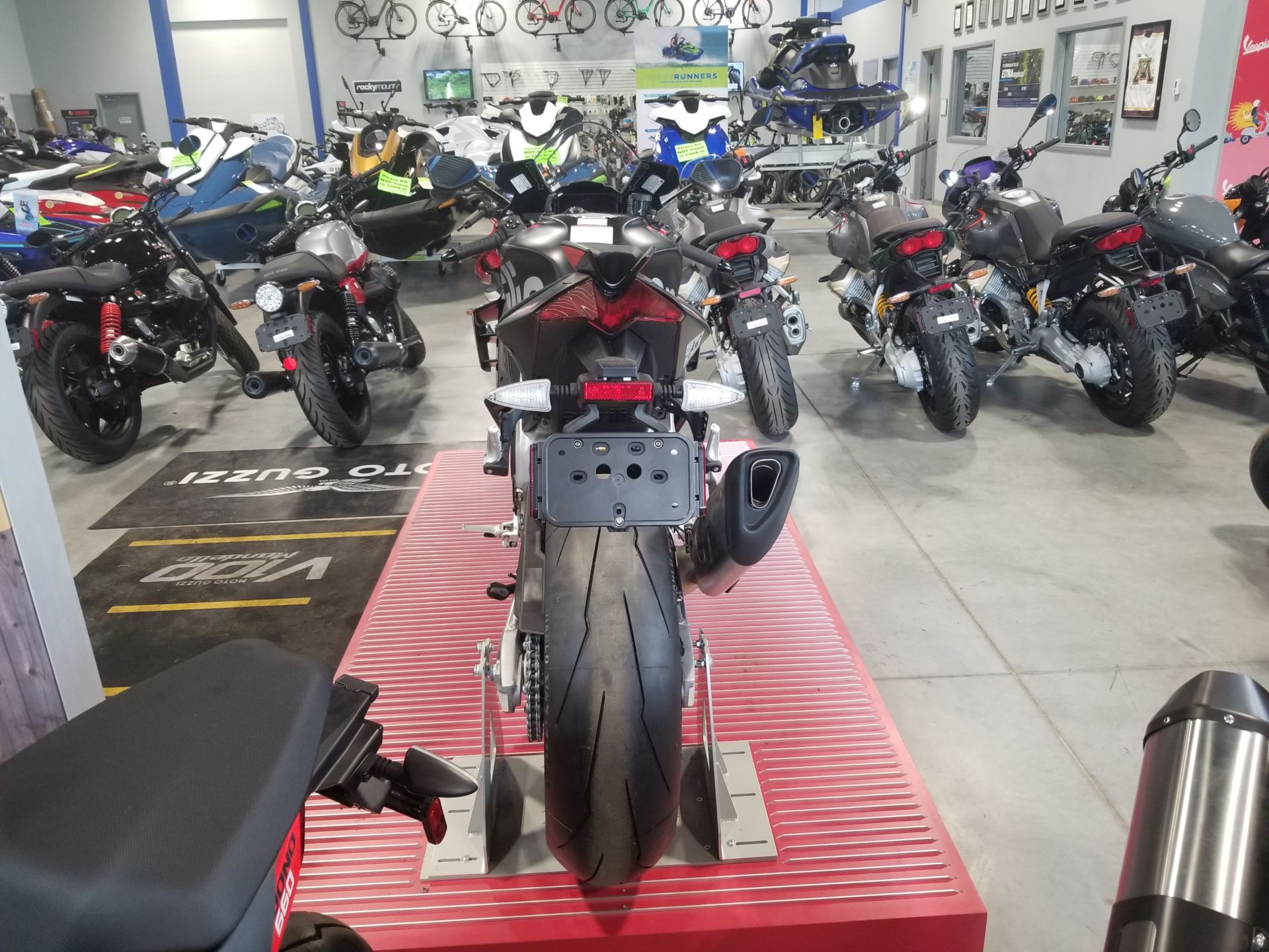 2024 Aprilia RSV4 Factory 1100 in Forest Lake, Minnesota - Photo 6