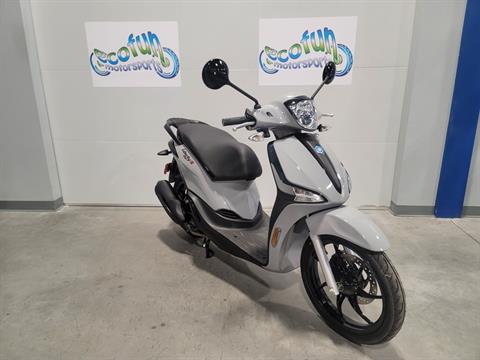 2024 Piaggio Liberty 150 S in Forest Lake, Minnesota - Photo 2