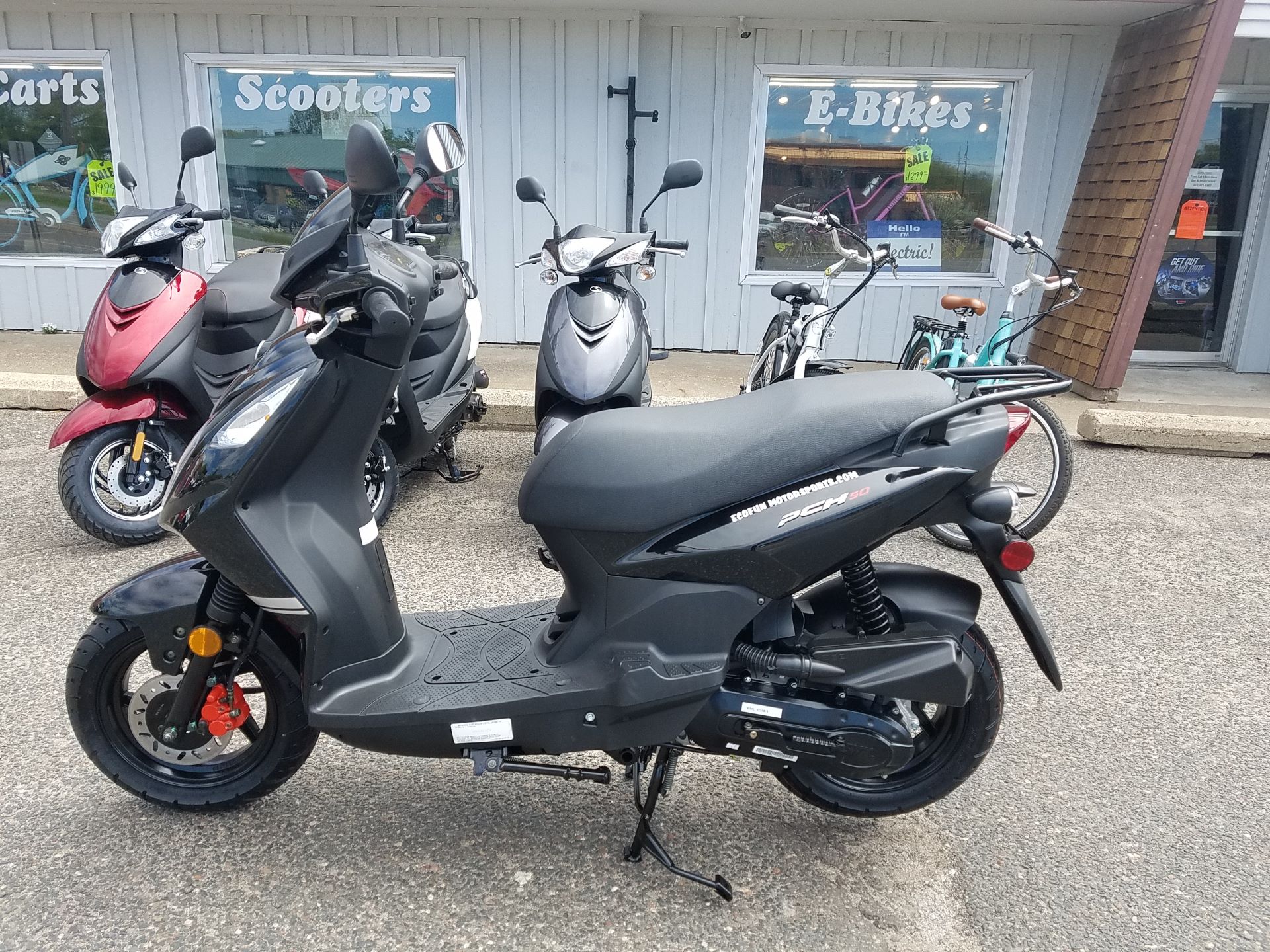 2022 Lance Powersports PCH 49cc Scooter in Forest Lake, Minnesota
