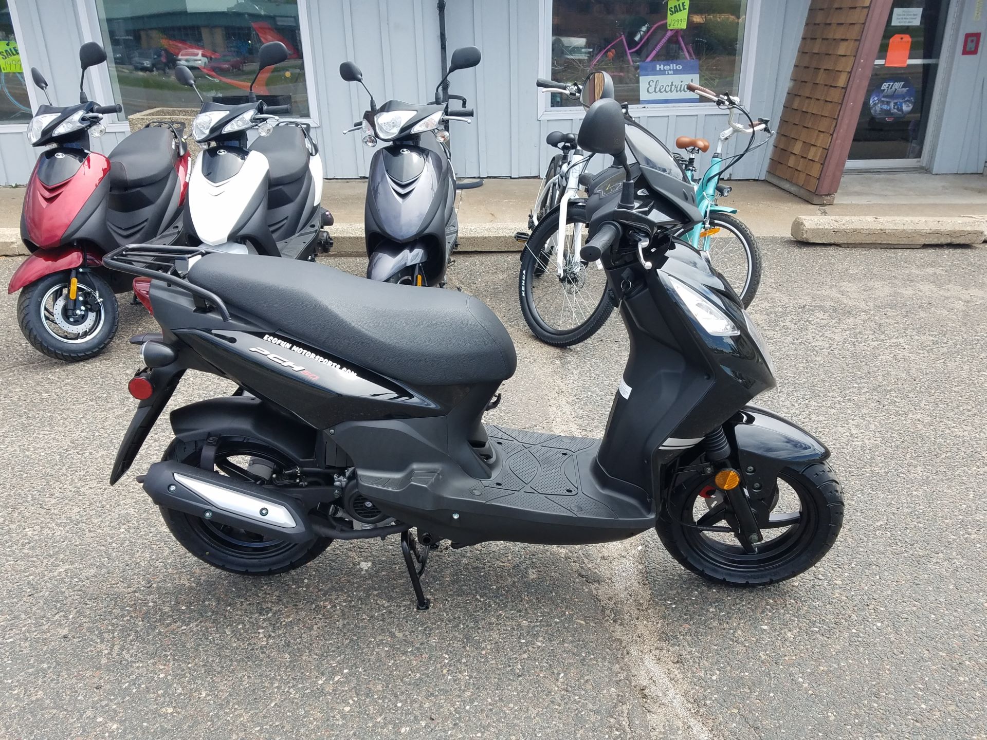 2022 Lance Powersports PCH 49cc Scooter in Columbus, Minnesota - Photo 6