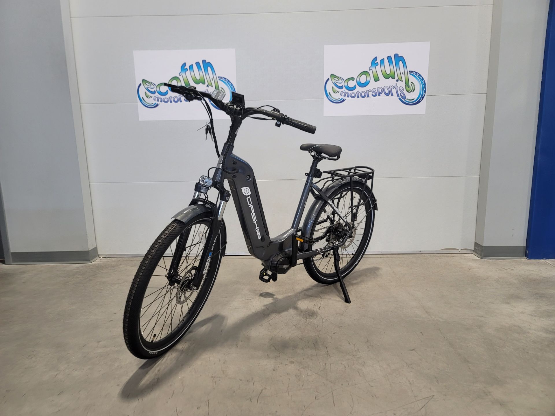 Serfas Dash+ 500 Step Thru Electric Bike- Small in Forest Lake, Minnesota - Photo 2