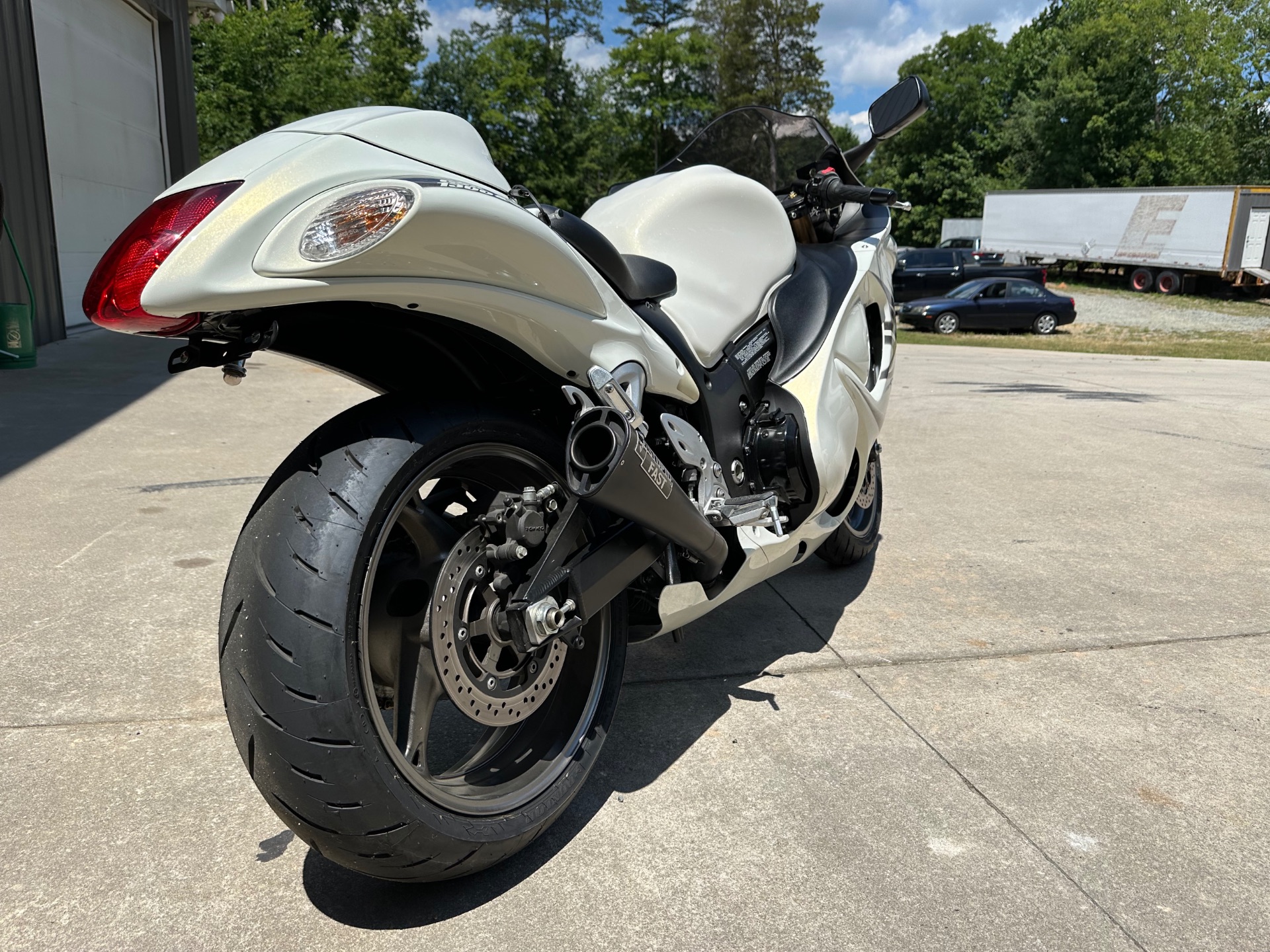 2011 Suzuki GSX-1300R in Lexington, North Carolina - Photo 5