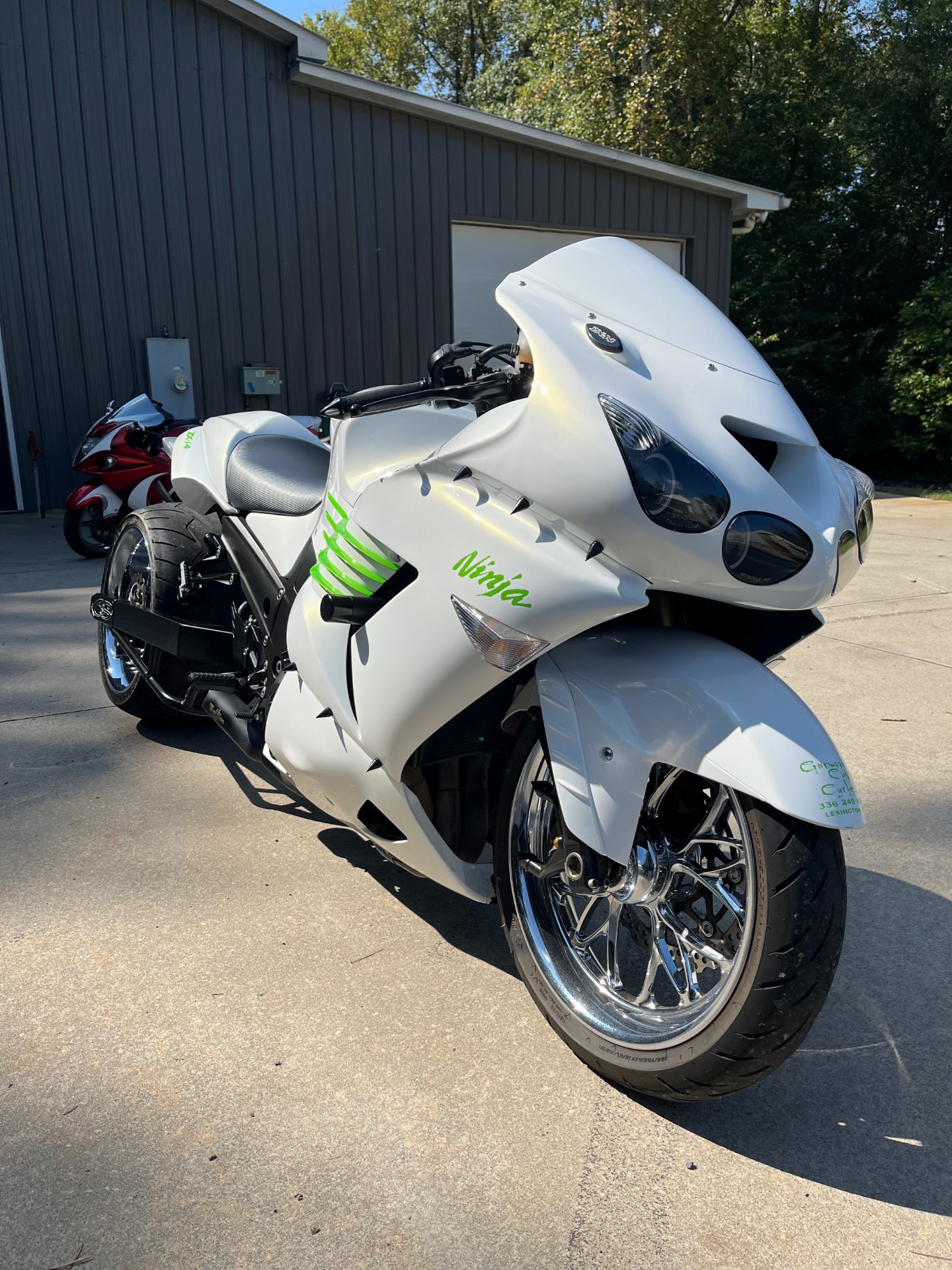 2011 Kawasaki ZX-14 in Lexington, North Carolina - Photo 2