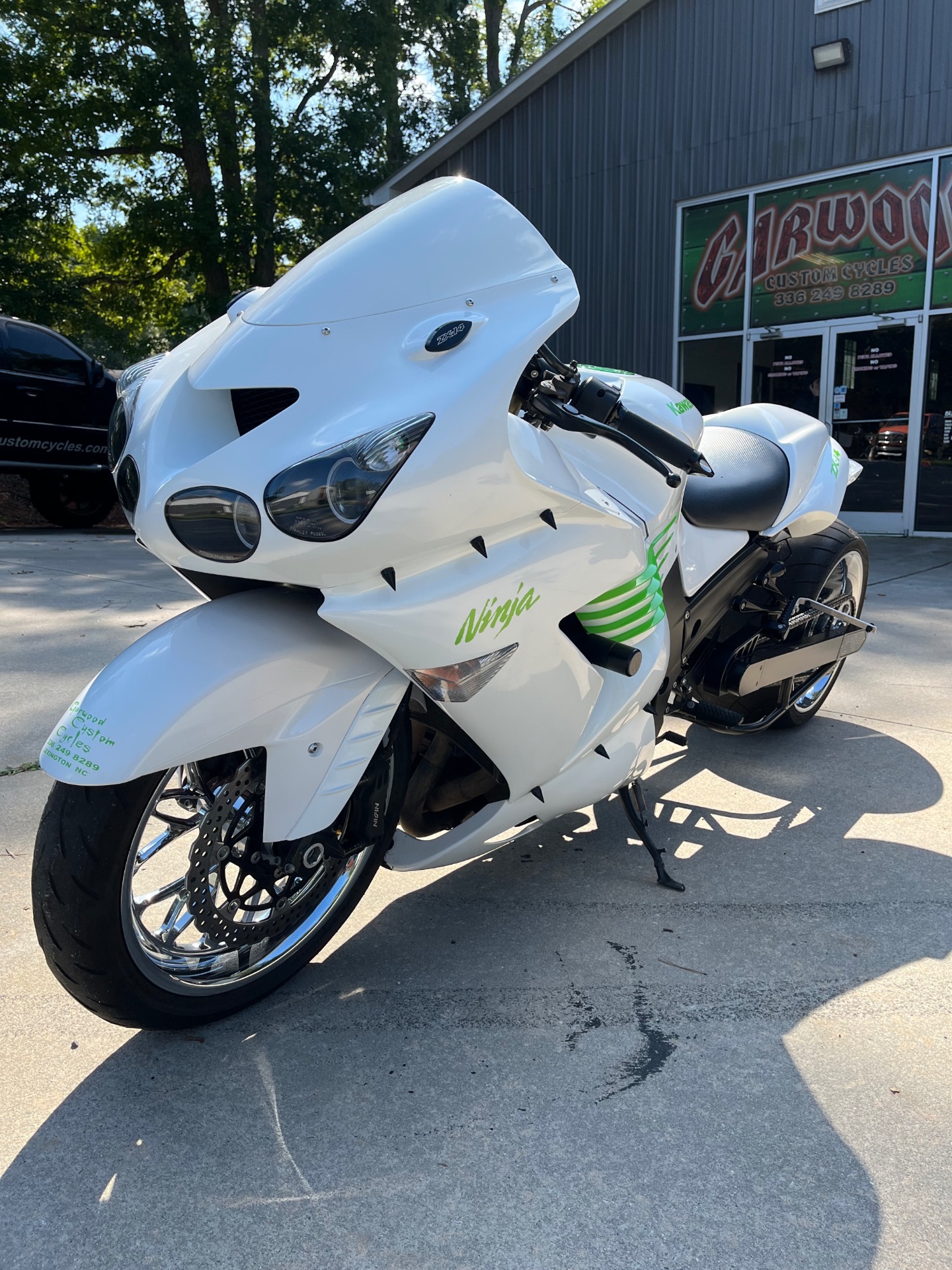 2011 Kawasaki ZX-14 in Lexington, North Carolina - Photo 3