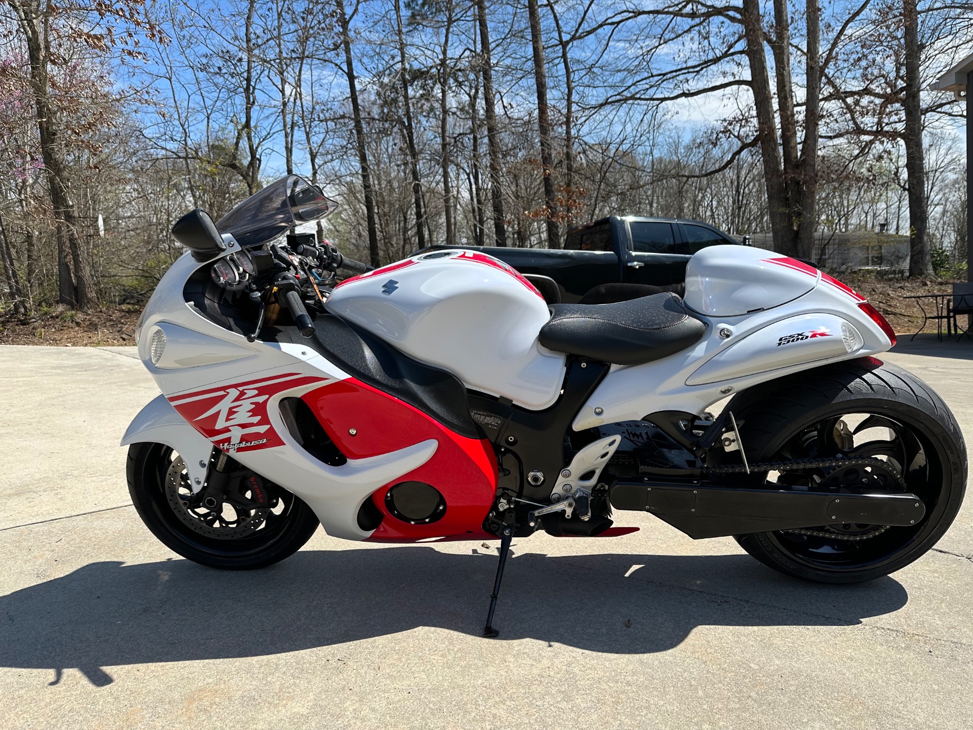 2018 Suzuki GSX-1300R in Lexington, North Carolina - Photo 5