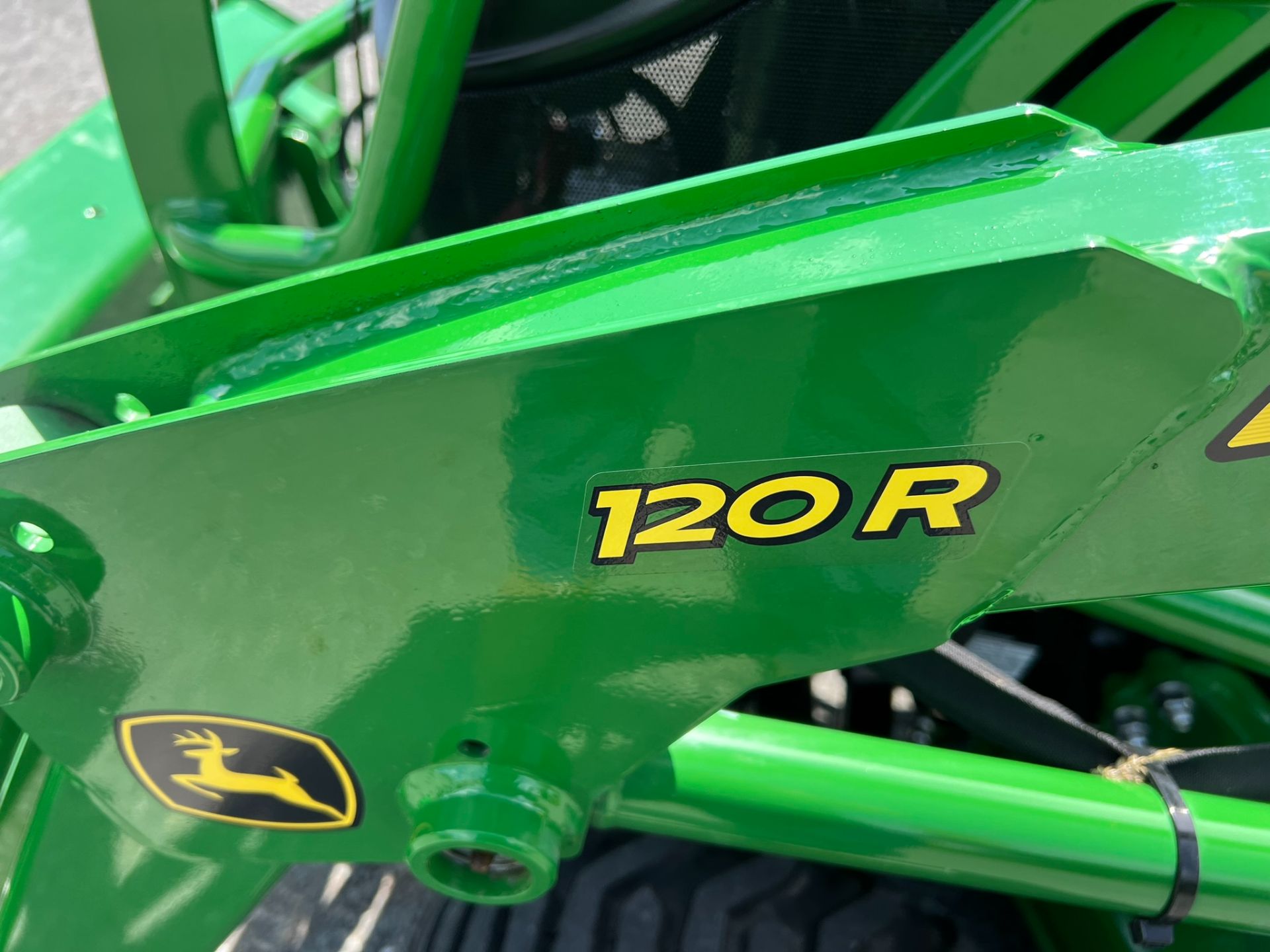 2018 John Deere 1025R in Liberty, New York - Photo 9