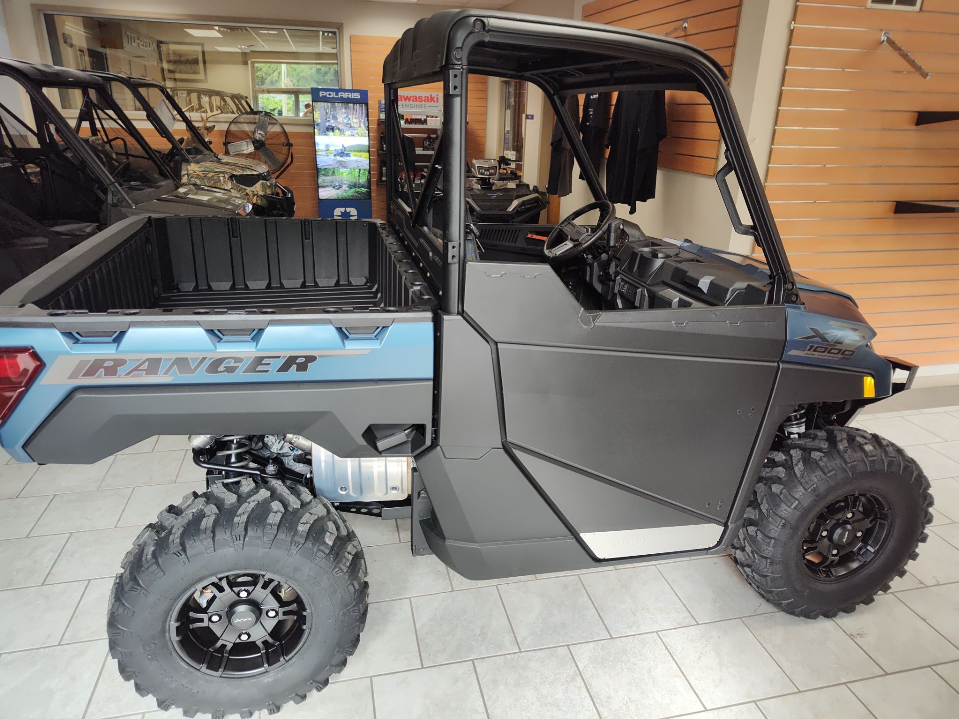 2025 Polaris Ranger XP 1000 Premium in Liberty, New York - Photo 2