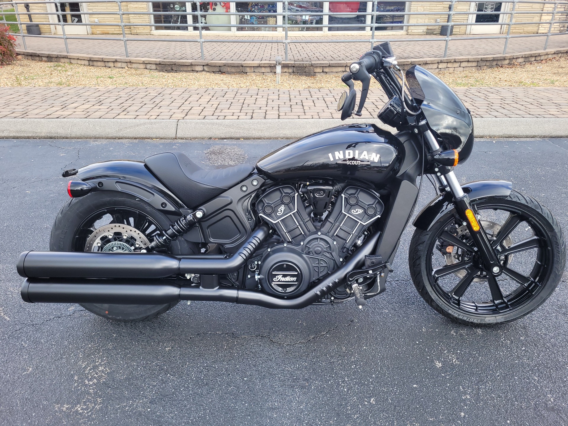 2023 Indian Motorcycle Scout® Rogue ABS in Bristol, Virginia - Photo 2