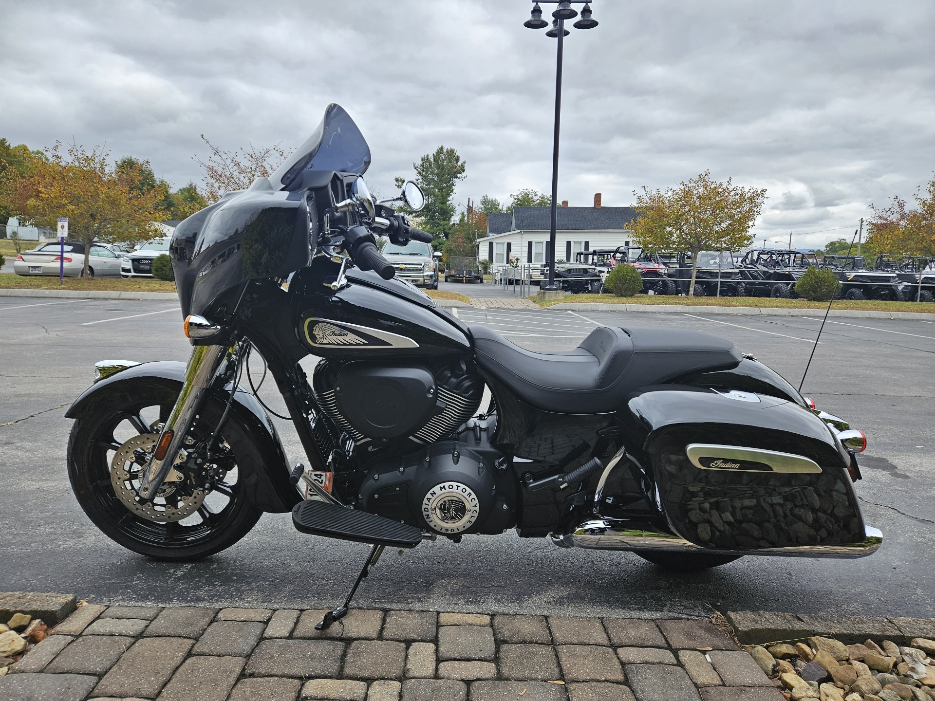 2023 Indian Motorcycle Chieftain® in Bristol, Virginia - Photo 3