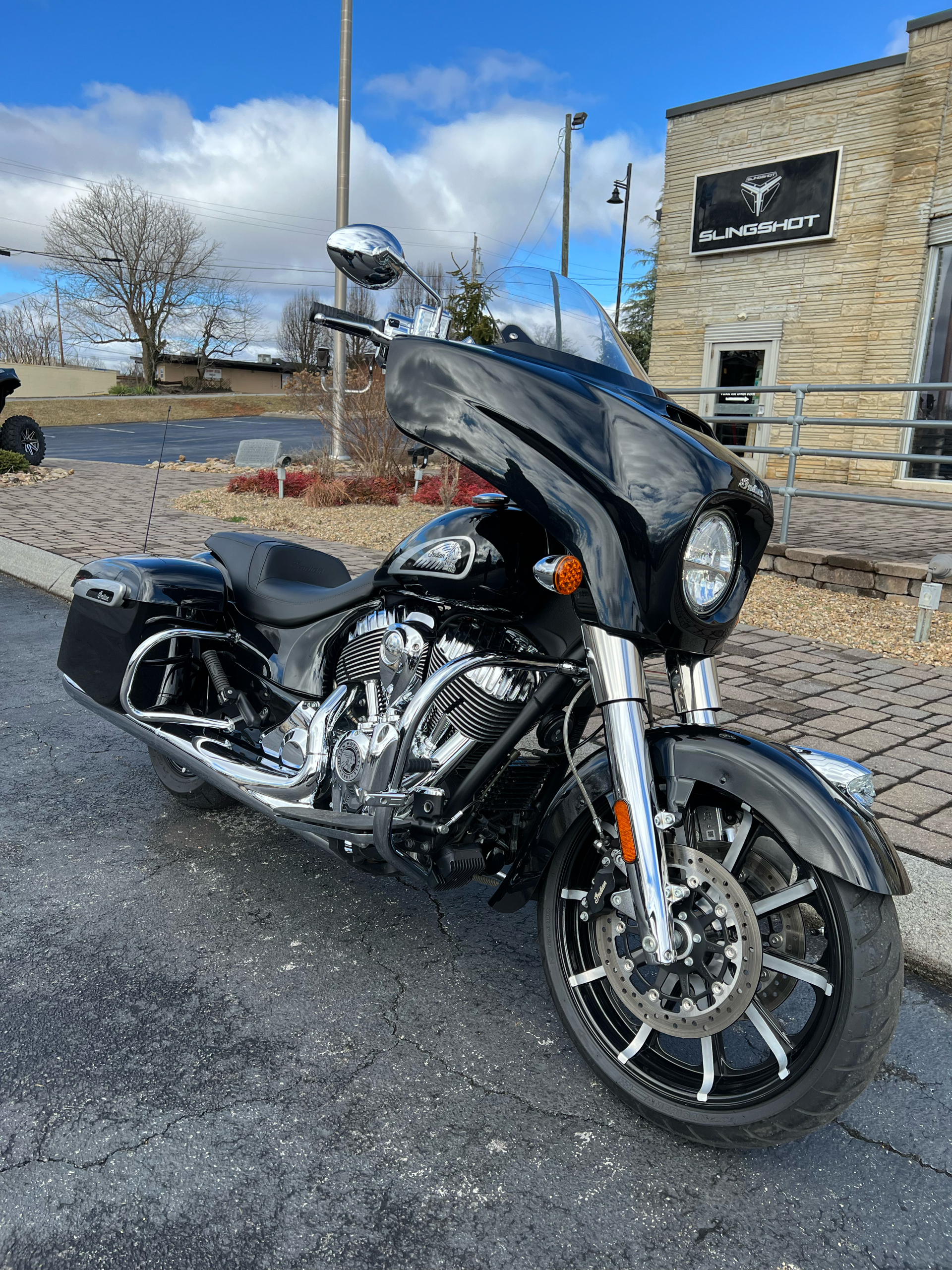 2019 Indian Motorcycle Chieftain® Limited ABS in Bristol, Virginia - Photo 2