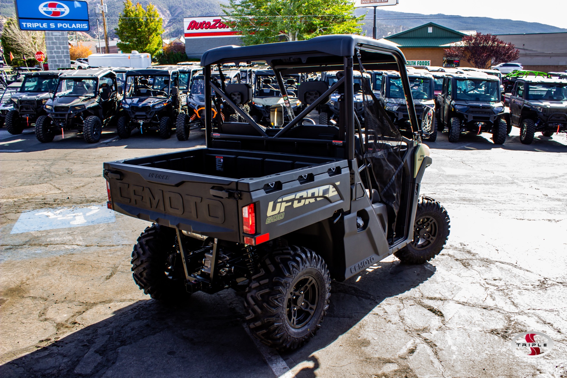 2024 CFMOTO UForce 600 in Cedar City, Utah - Photo 8