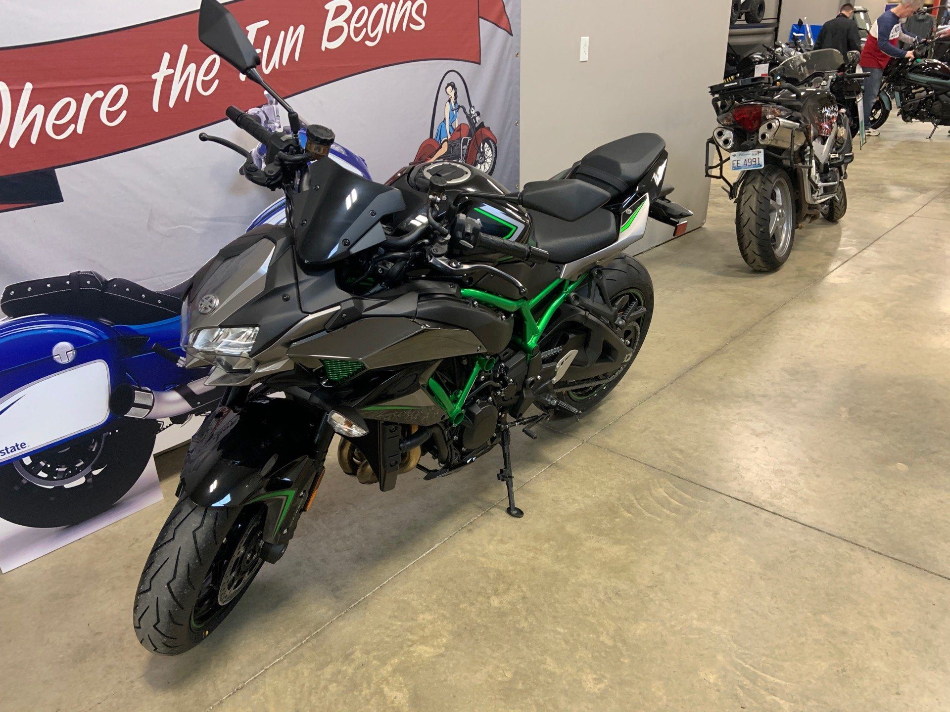 New 2020 Kawasaki Z H2 Motorcycles In O Fallon Il Stock Number