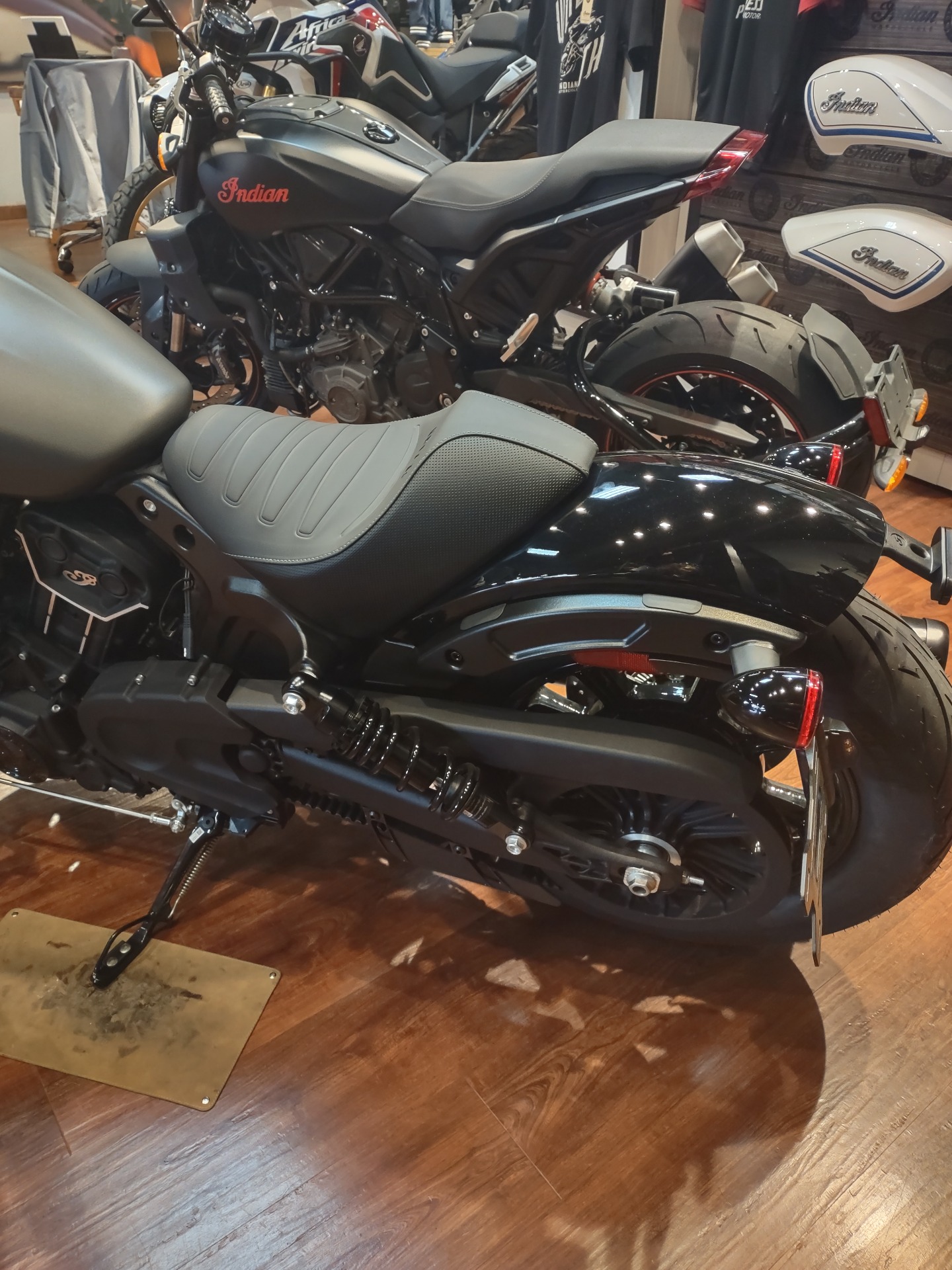 2022 Indian Motorcycle Scout® Rogue Sixty ABS in Ferndale, Washington - Photo 3