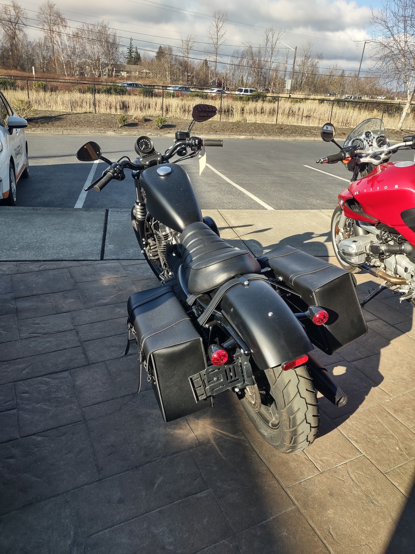 2020 Harley-Davidson Iron 883™ in Ferndale, Washington - Photo 3