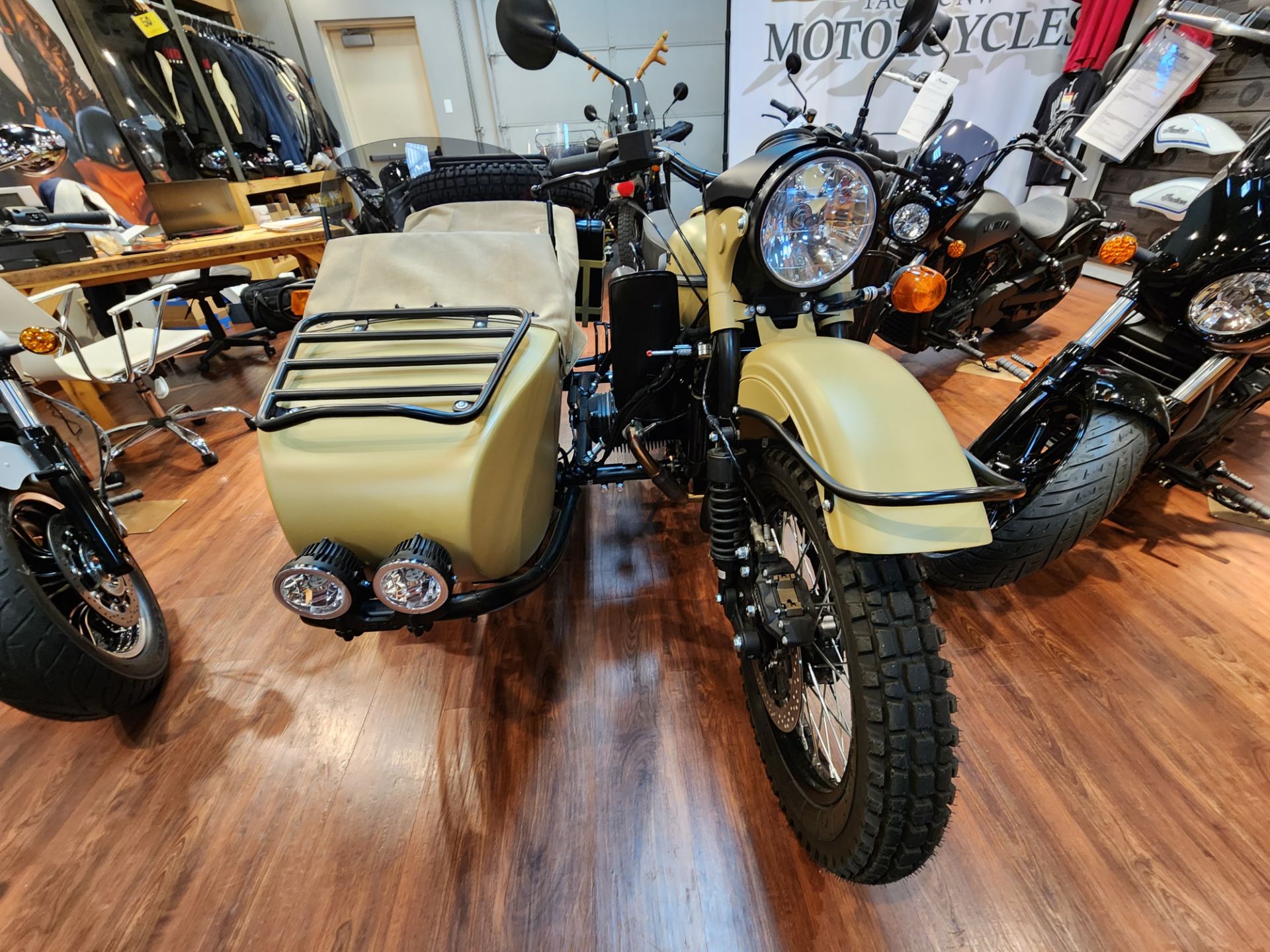 2022 Ural Motorcycles Gear Up Sahara in Ferndale, Washington - Photo 2