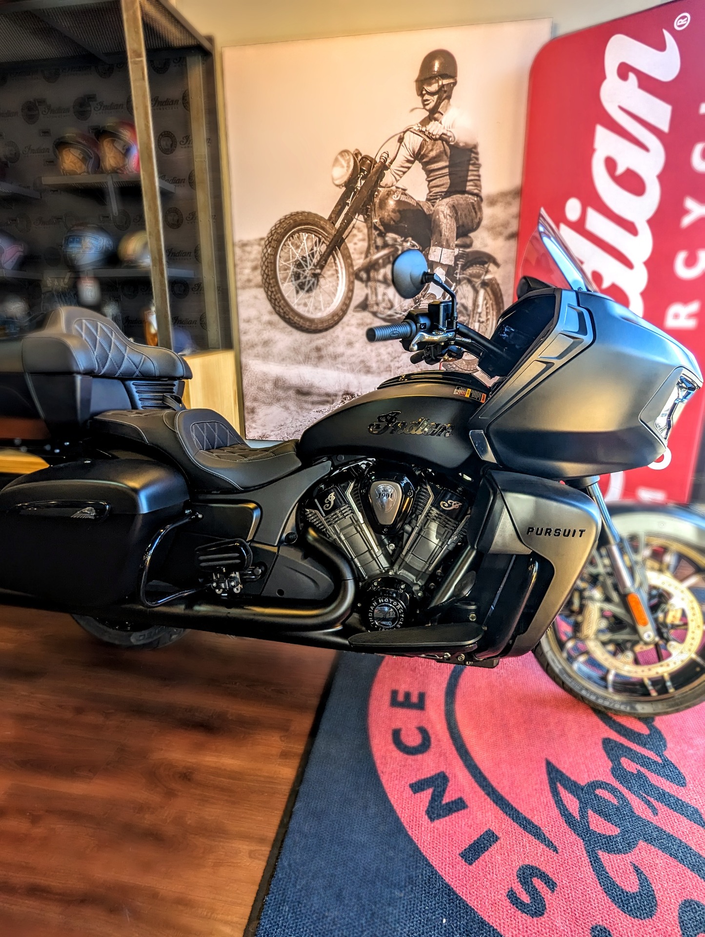 2023 Indian Motorcycle Pursuit® Dark Horse® with Premium Package in Ferndale, Washington - Photo 3