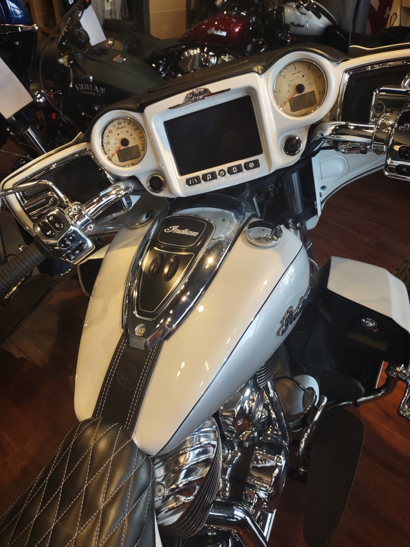 2018 Indian Motorcycle Roadmaster® ABS in Ferndale, Washington - Photo 3