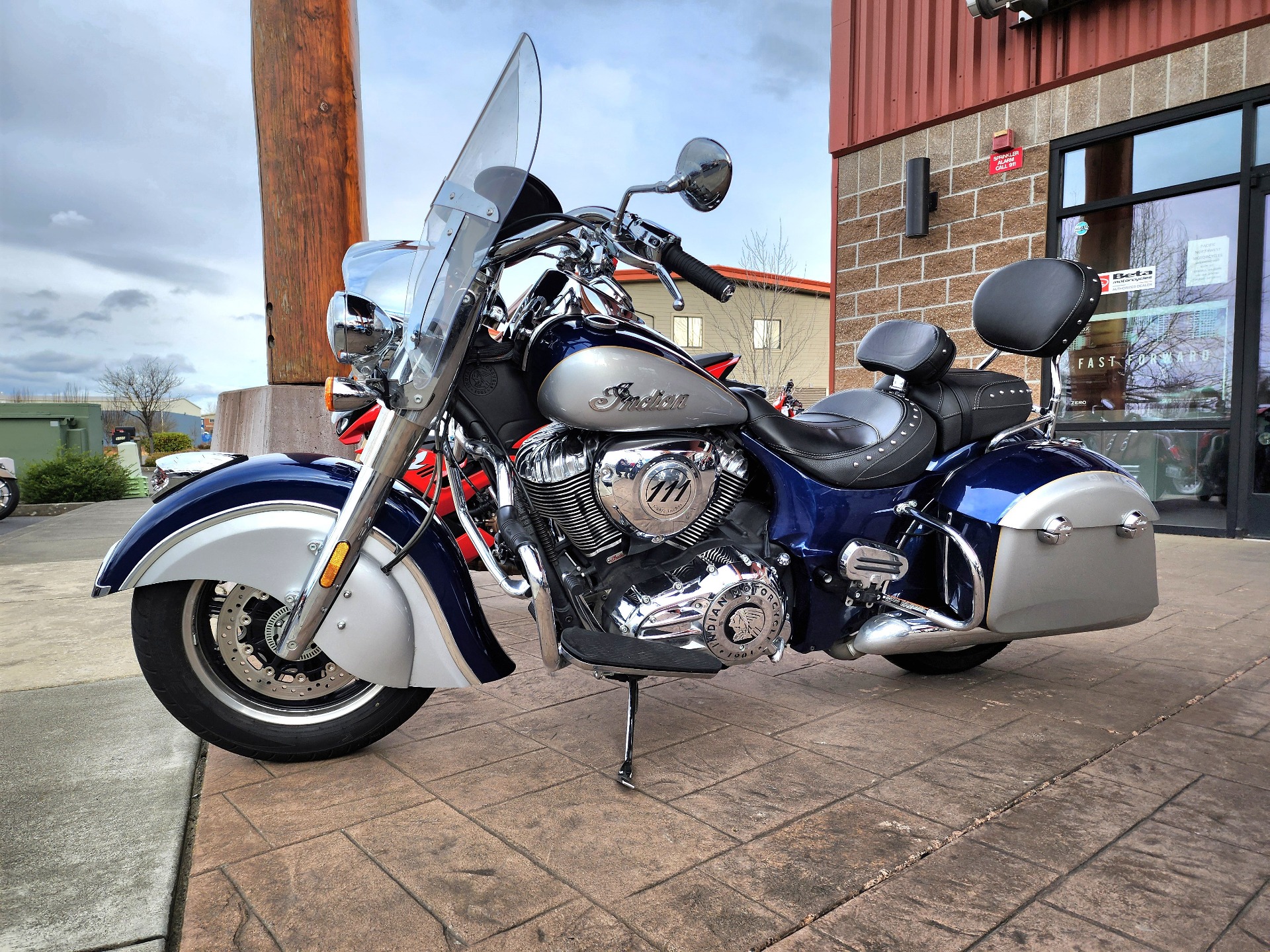 2017 Indian Motorcycle Springfield® in Ferndale, Washington - Photo 1