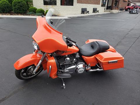 2012 Harley-Davidson Street Glide® in Lynchburg, Virginia - Photo 5