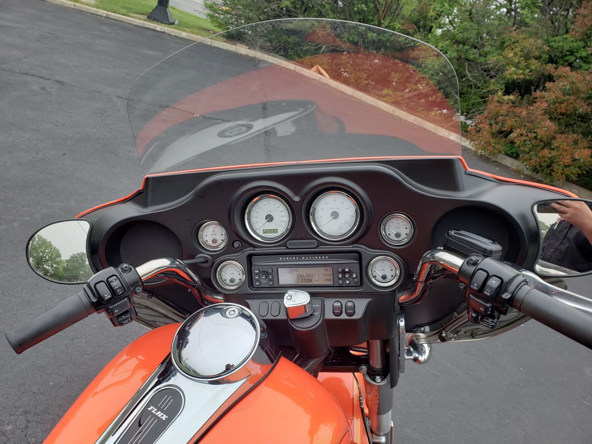 2012 Harley-Davidson Street Glide® in Lynchburg, Virginia - Photo 11
