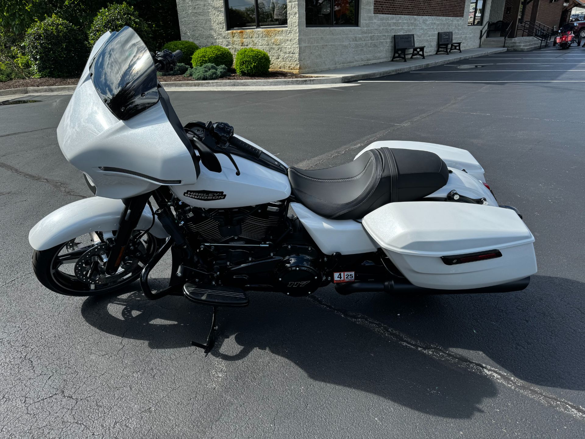 2024 Harley-Davidson Street Glide® in Lynchburg, Virginia - Photo 4