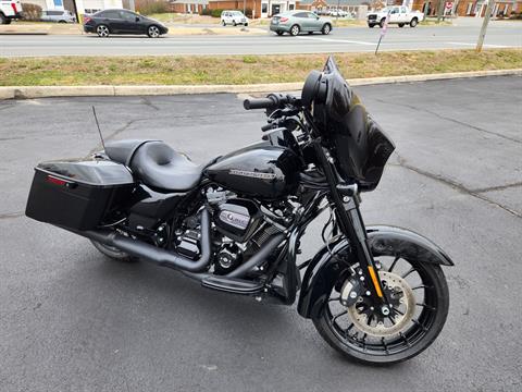2018 Harley-Davidson Street Glide® Special in Lynchburg, Virginia - Photo 1