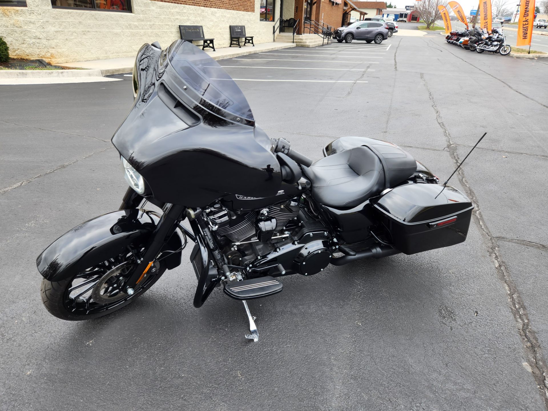 2018 Harley-Davidson Street Glide® Special in Lynchburg, Virginia - Photo 6