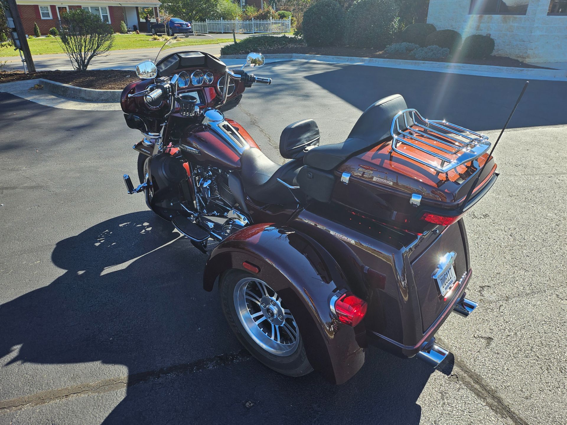 2019 Harley-Davidson Tri Glide® Ultra in Lynchburg, Virginia - Photo 5