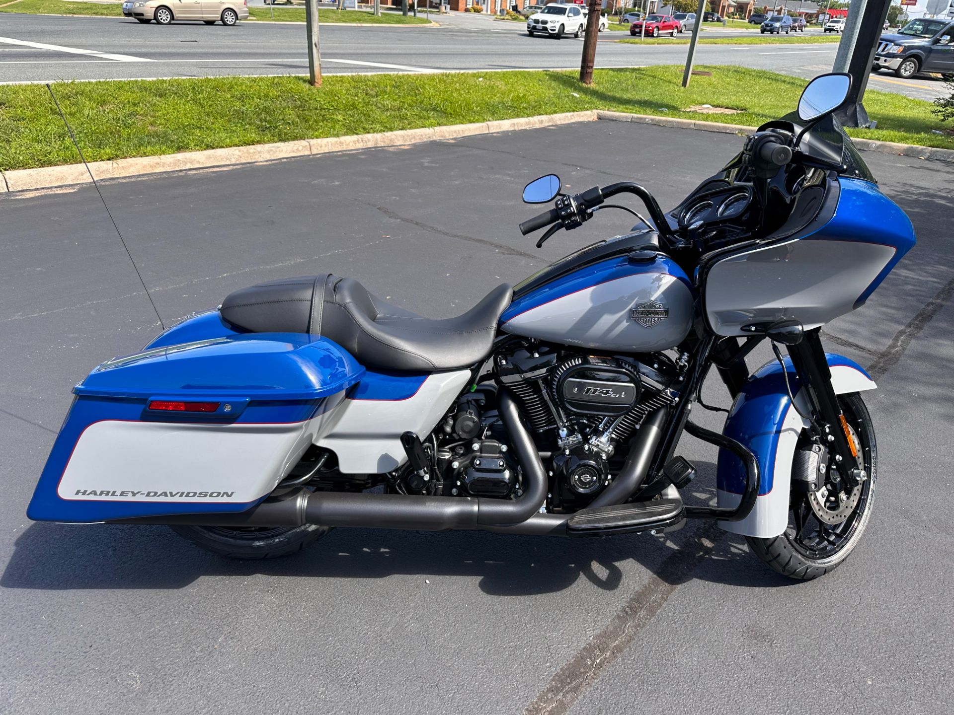 2023 Harley-Davidson Road Glide® Special in Lynchburg, Virginia - Photo 8